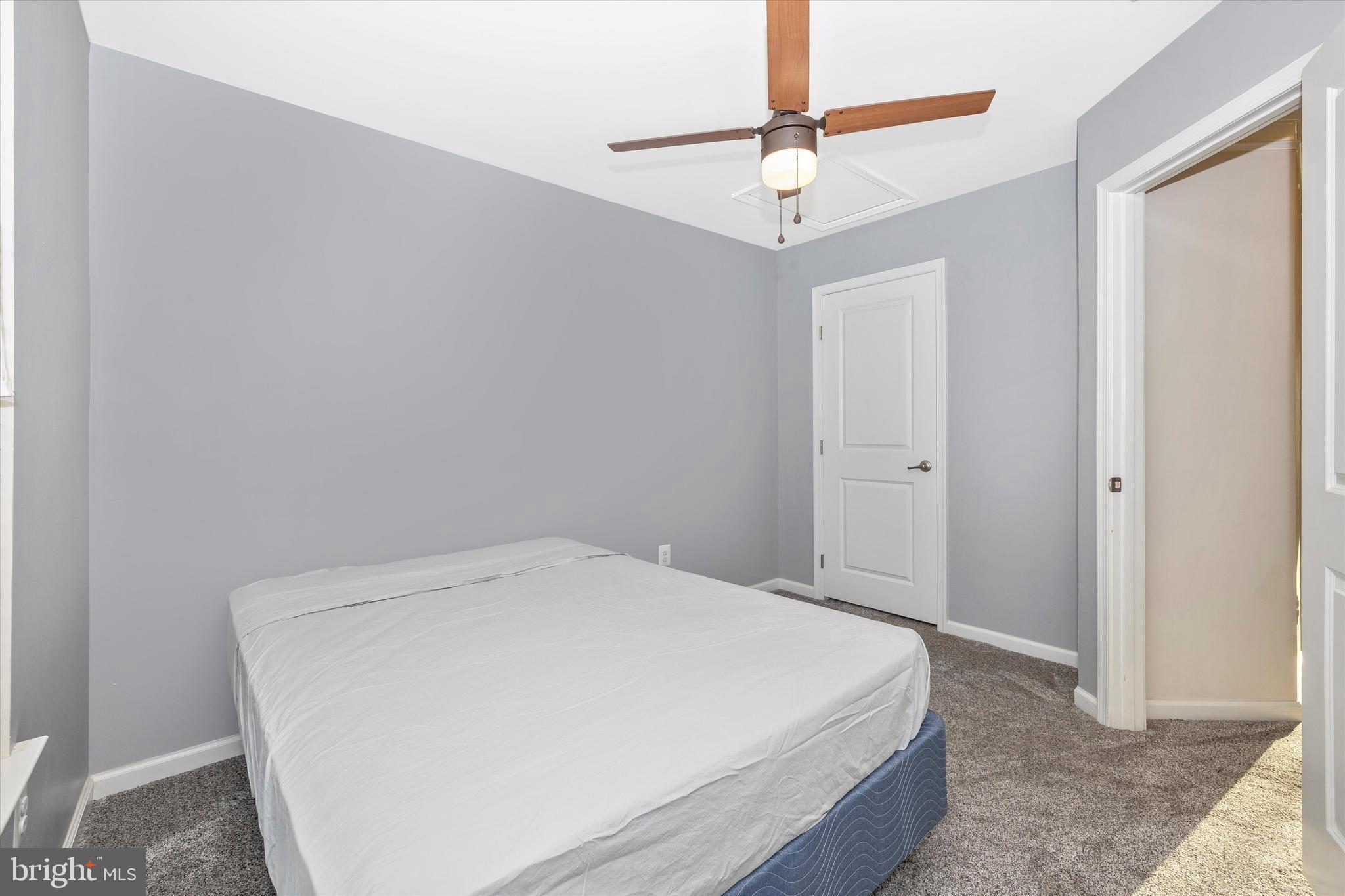 MARKET SQUARE - Residential