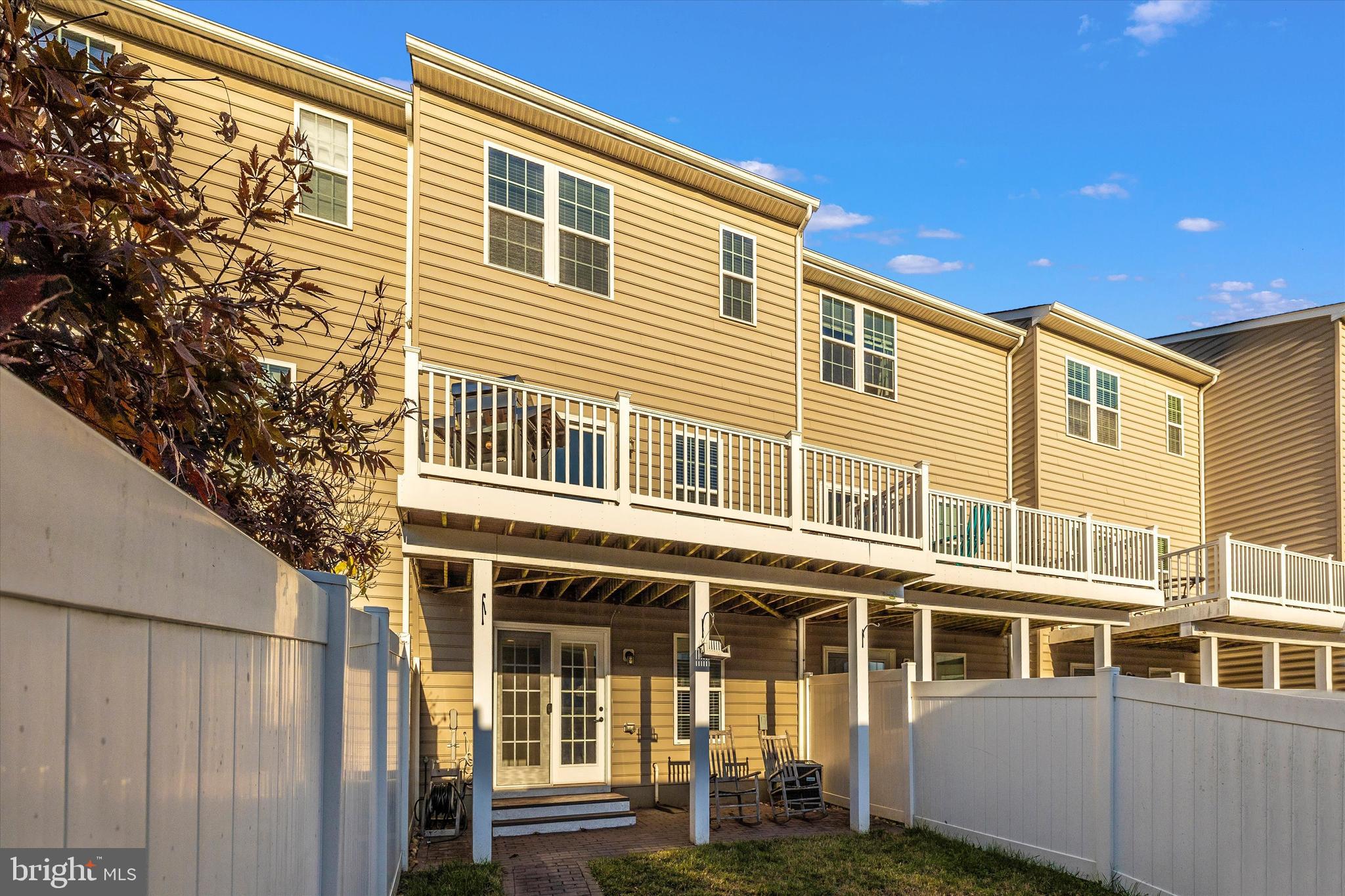 MARKET SQUARE - Residential