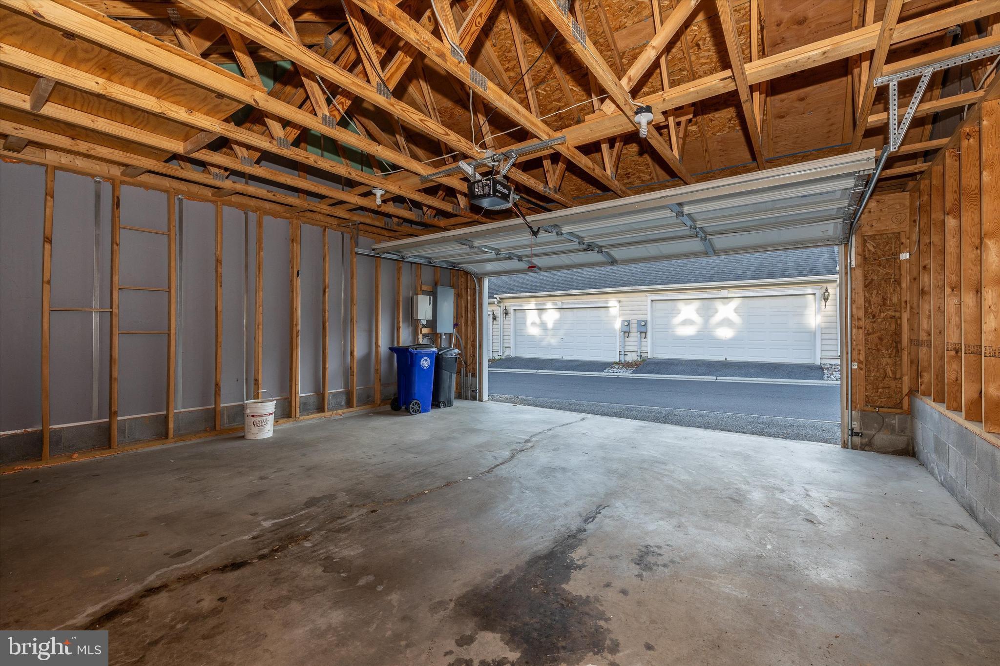 MARKET SQUARE - Residential