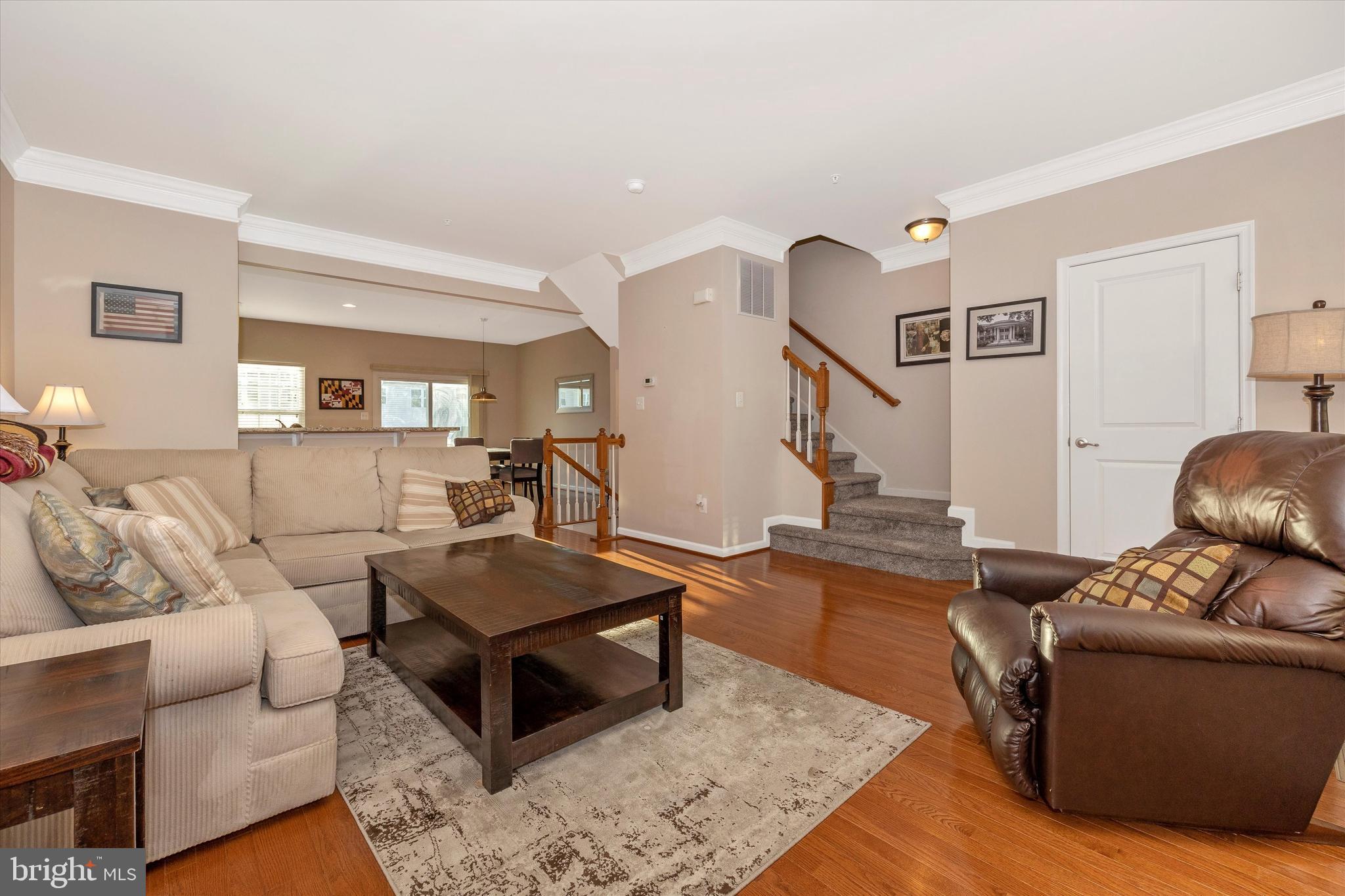 MARKET SQUARE - Residential