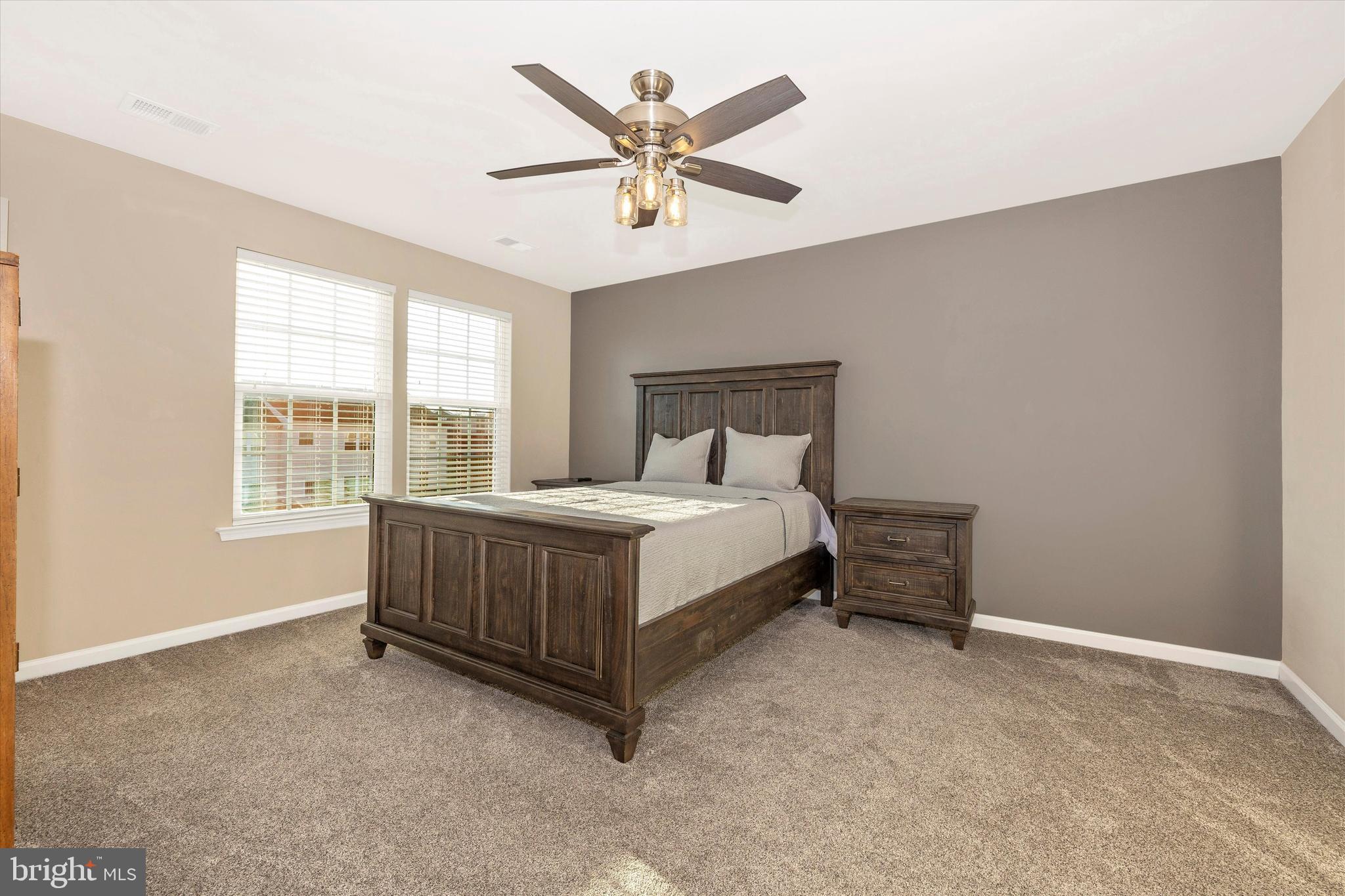 MARKET SQUARE - Residential