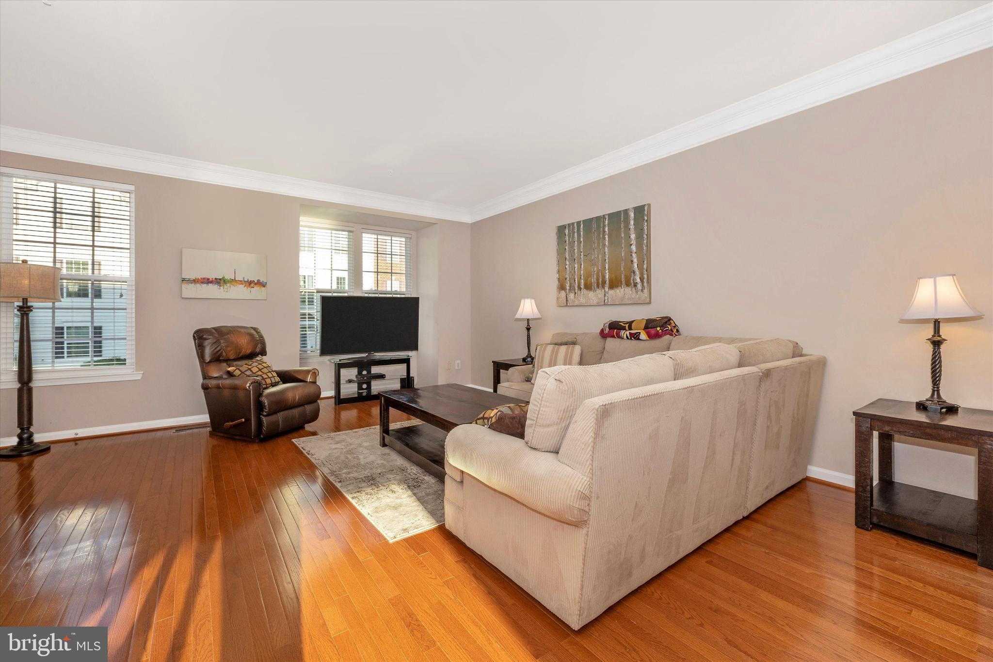 MARKET SQUARE - Residential