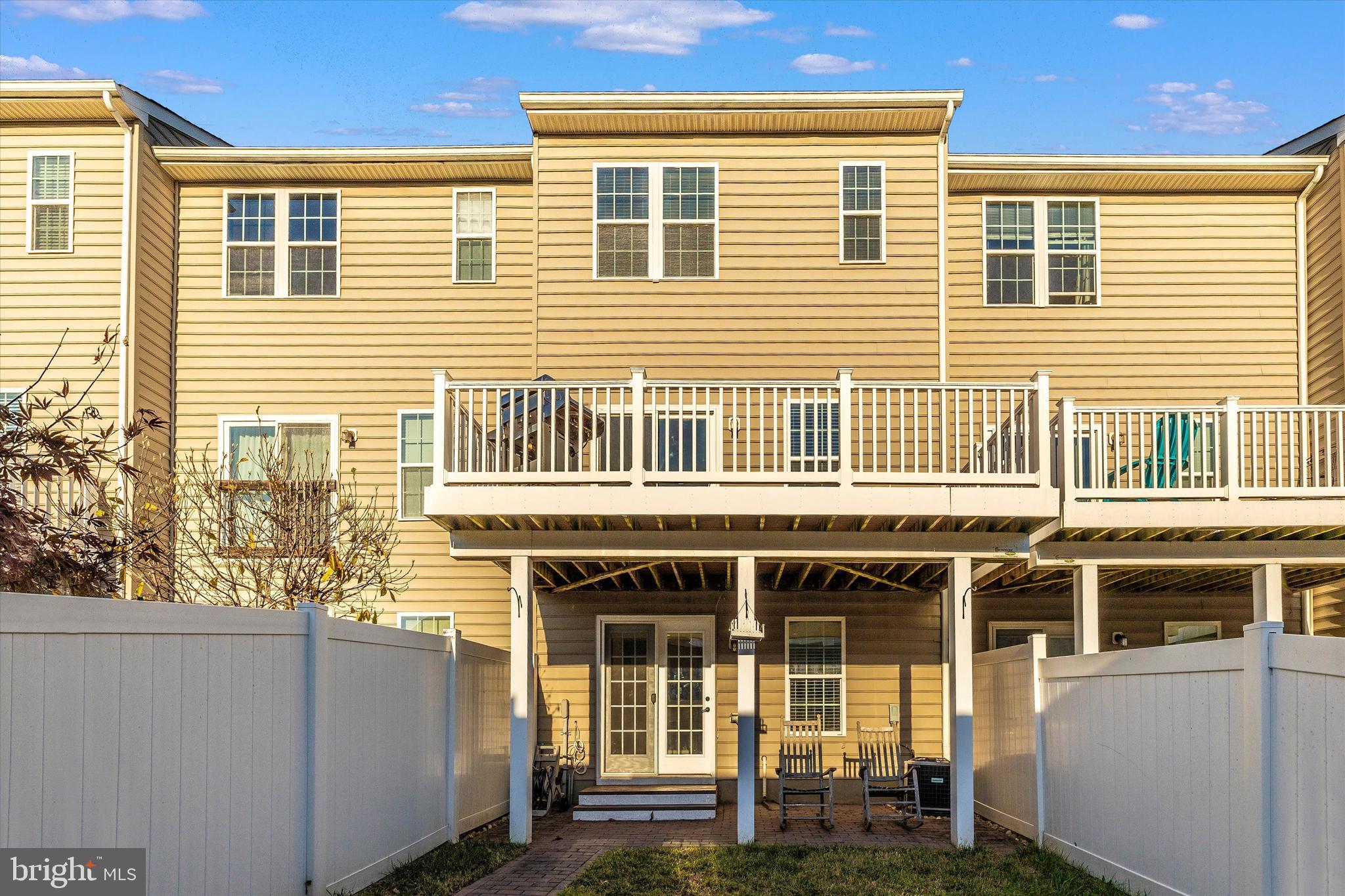 MARKET SQUARE - Residential