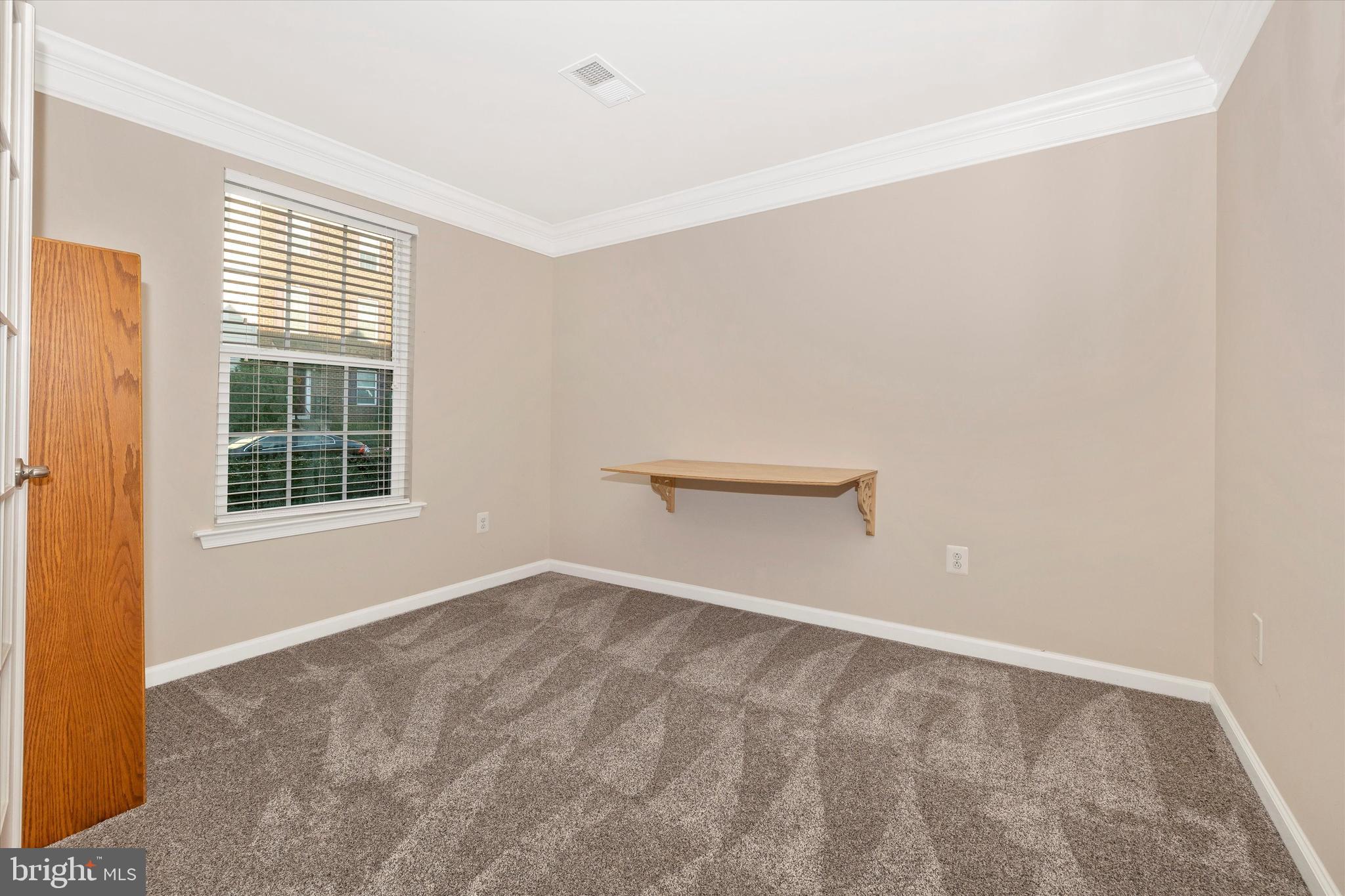 MARKET SQUARE - Residential