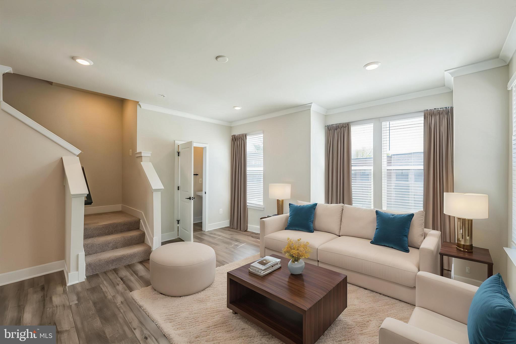 MEDFIELD - Residential