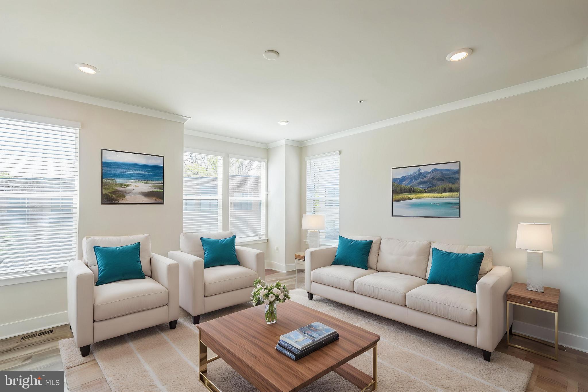 MEDFIELD - Residential