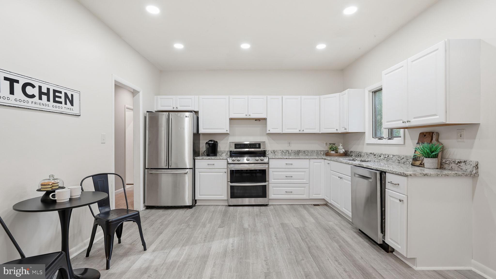 THE LAURELS - Residential