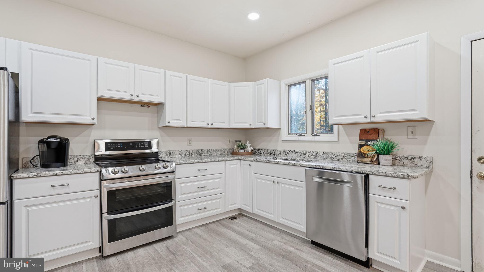 THE LAURELS - Residential