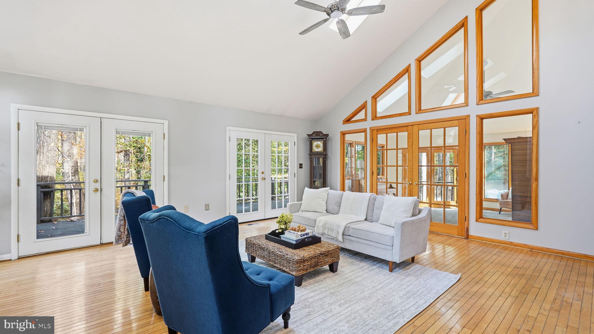 THE LAURELS - Residential