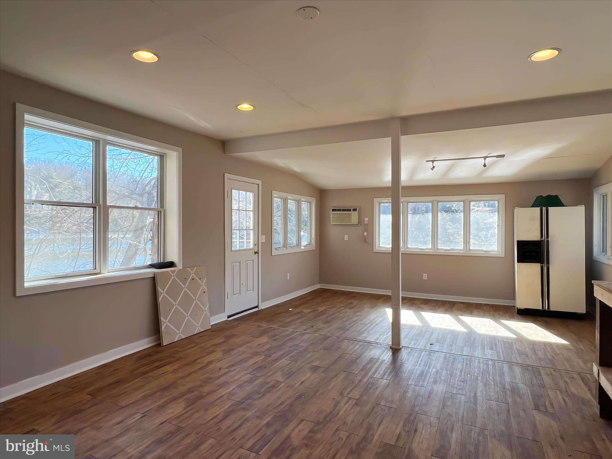 EPPING FOREST - Residential