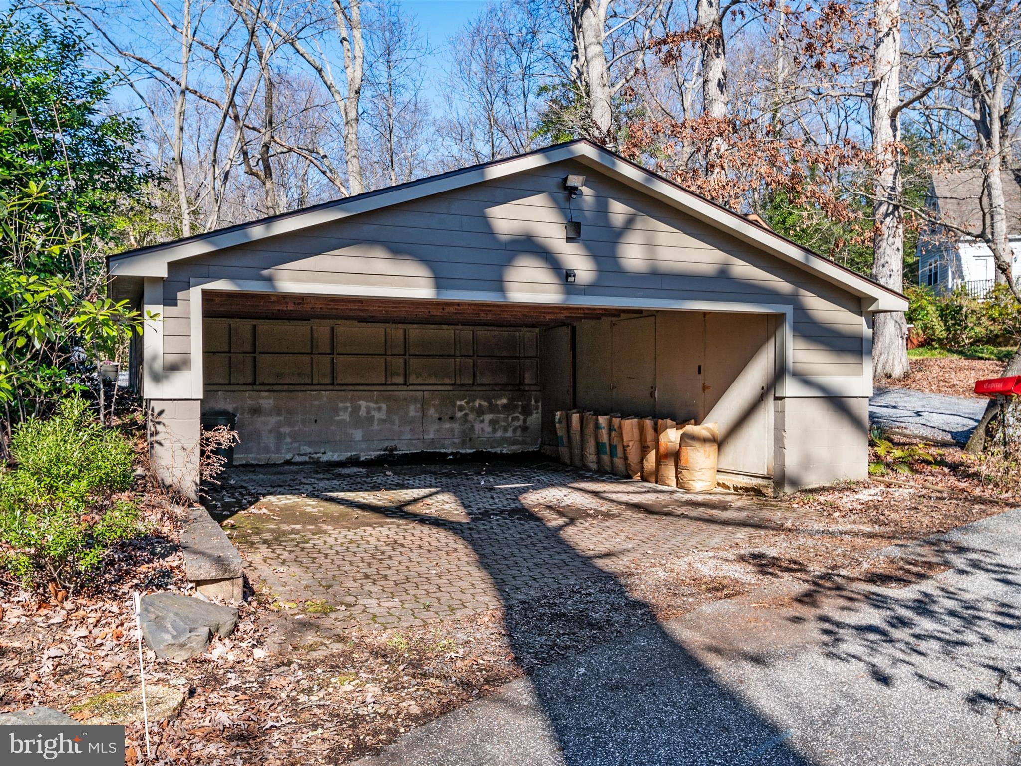 EPPING FOREST - Residential