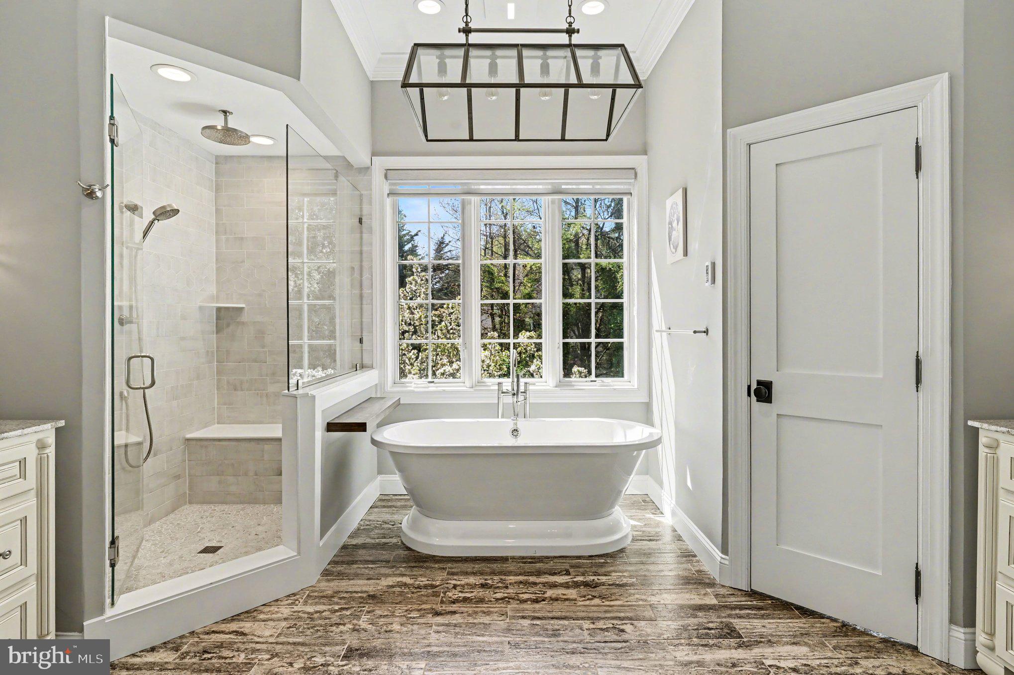 VALLEY FORGE MTN - Residential