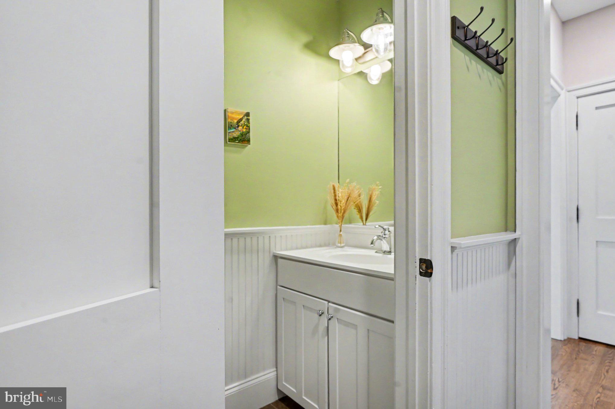 VALLEY FORGE MTN - Residential