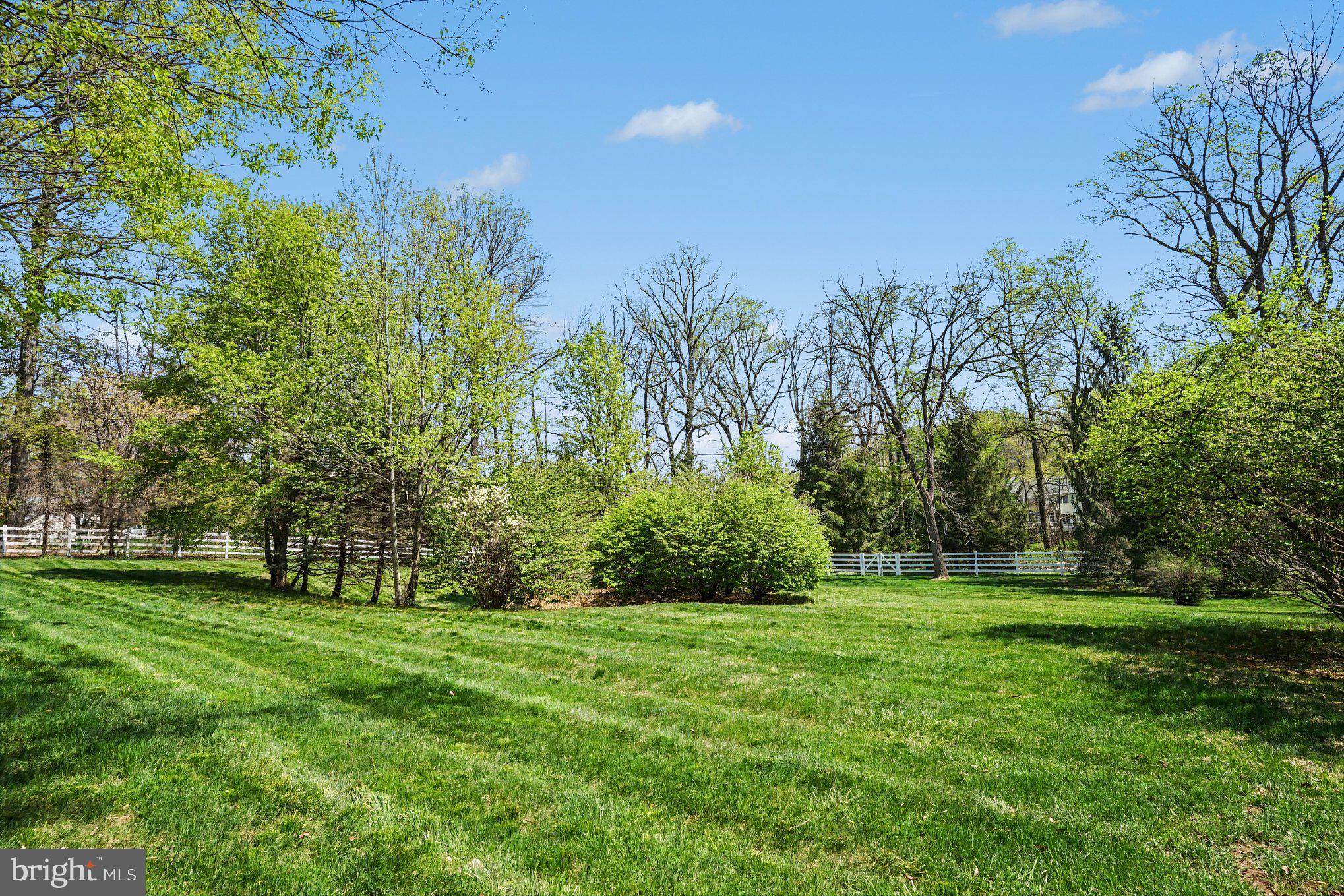VALLEY FORGE MTN - Residential