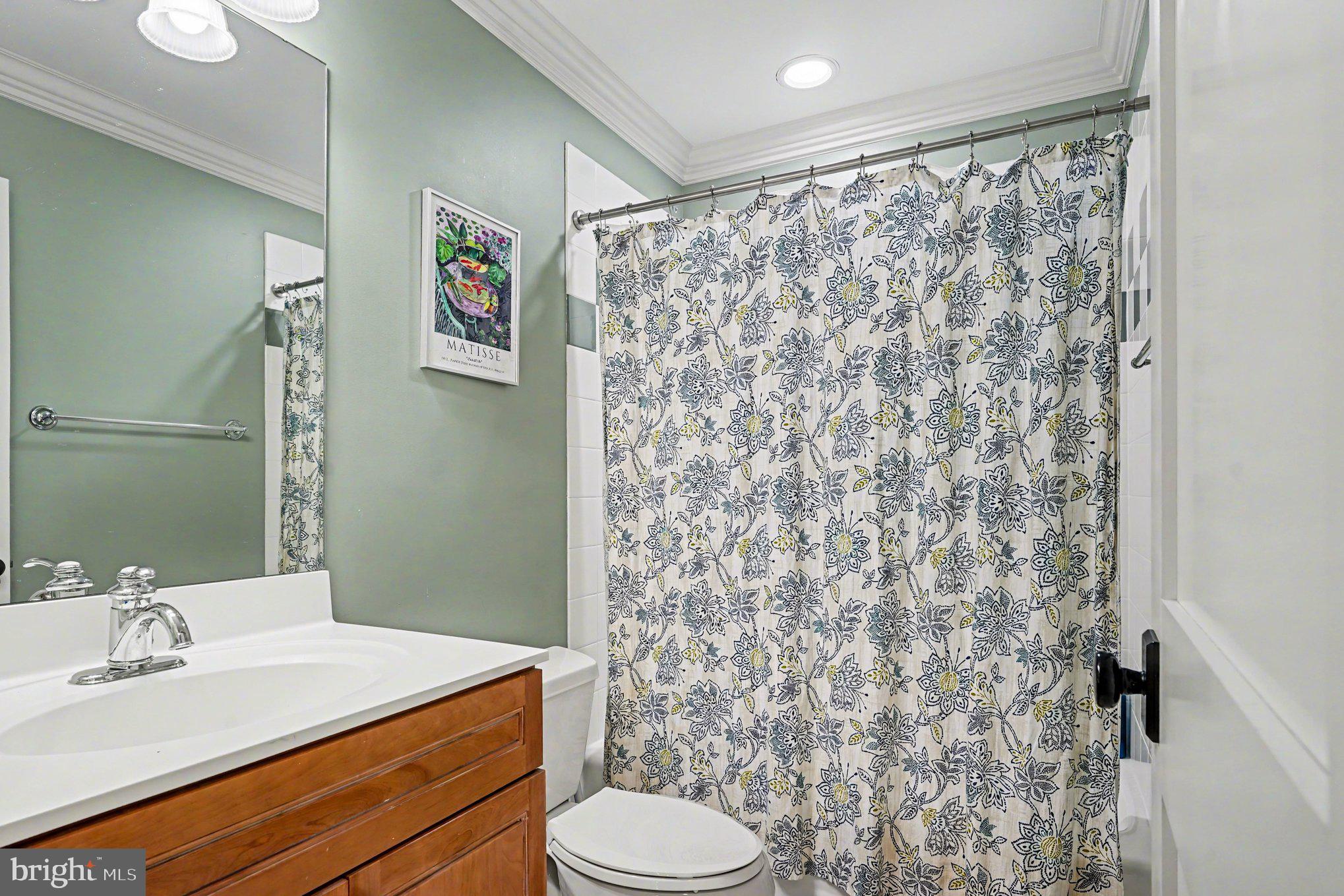 VALLEY FORGE MTN - Residential