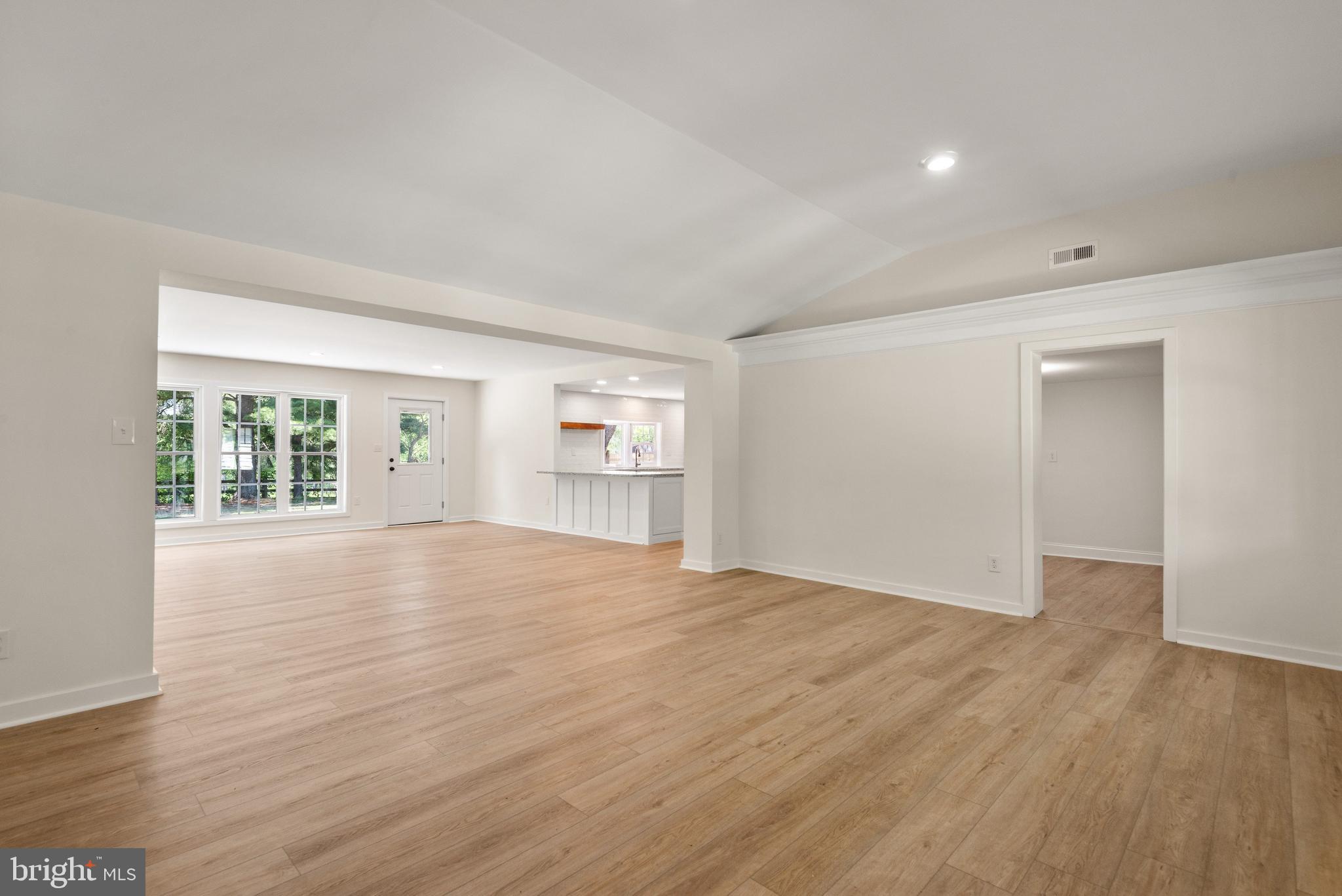 LANSDOWNE FARMS - Residential