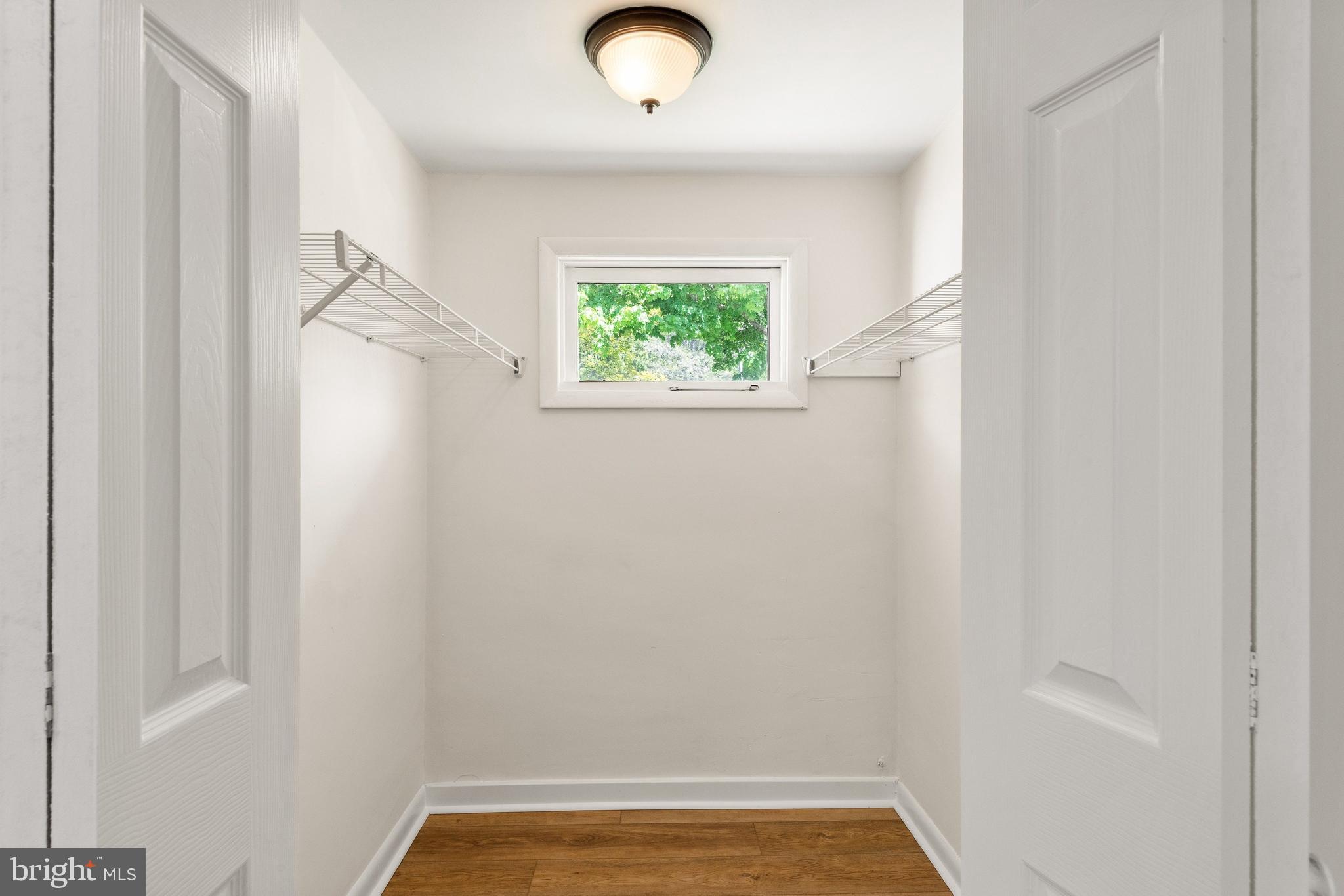 LANSDOWNE FARMS - Residential