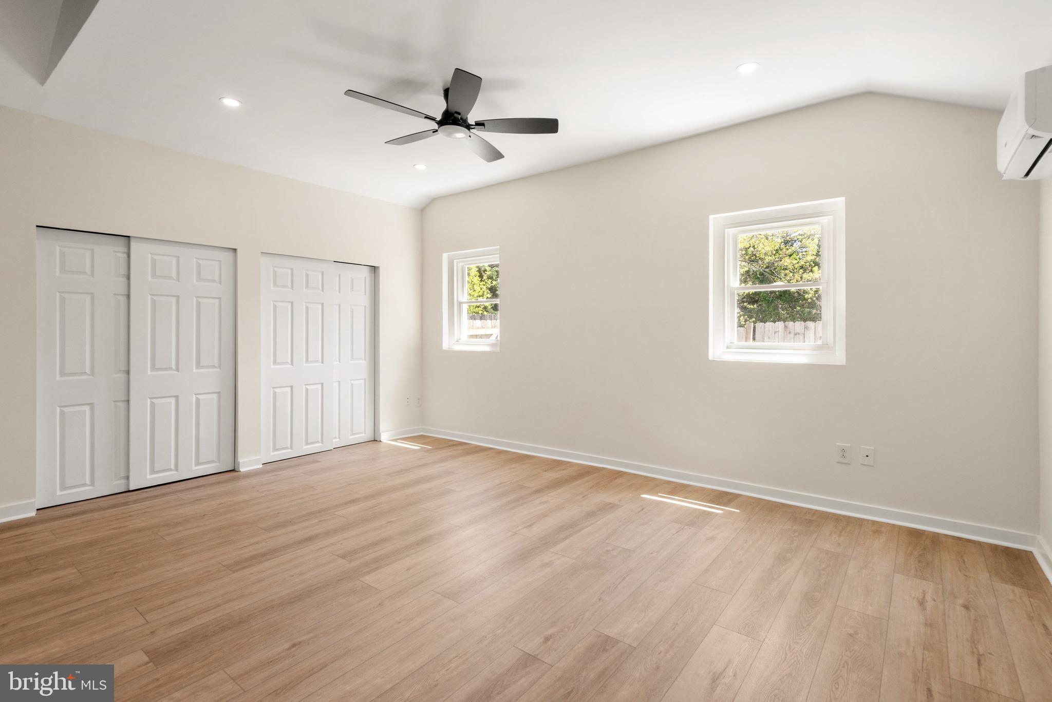 LANSDOWNE FARMS - Residential