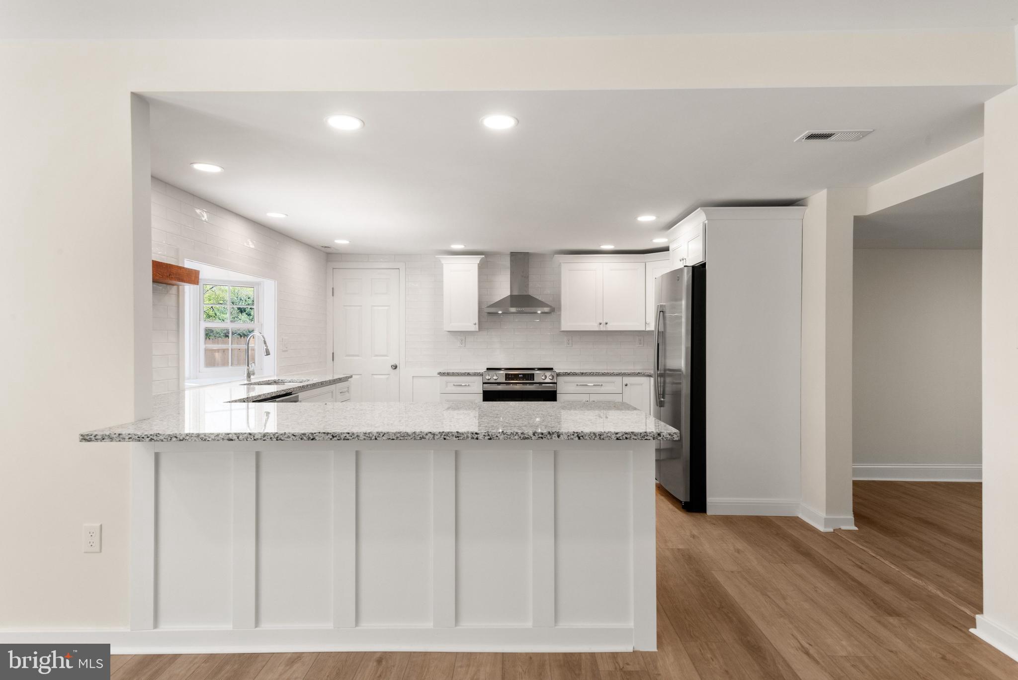 LANSDOWNE FARMS - Residential