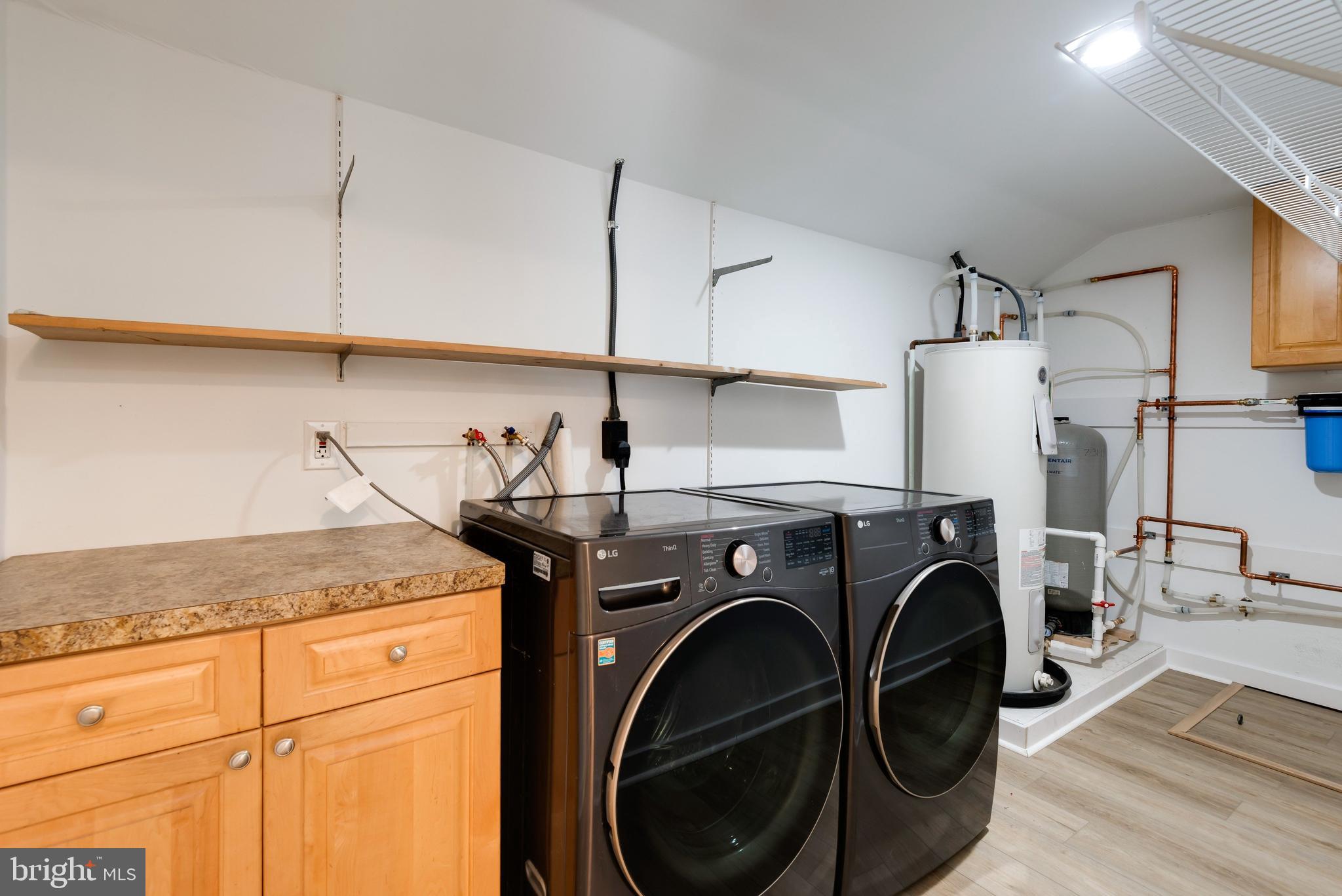 LANSDOWNE FARMS - Residential