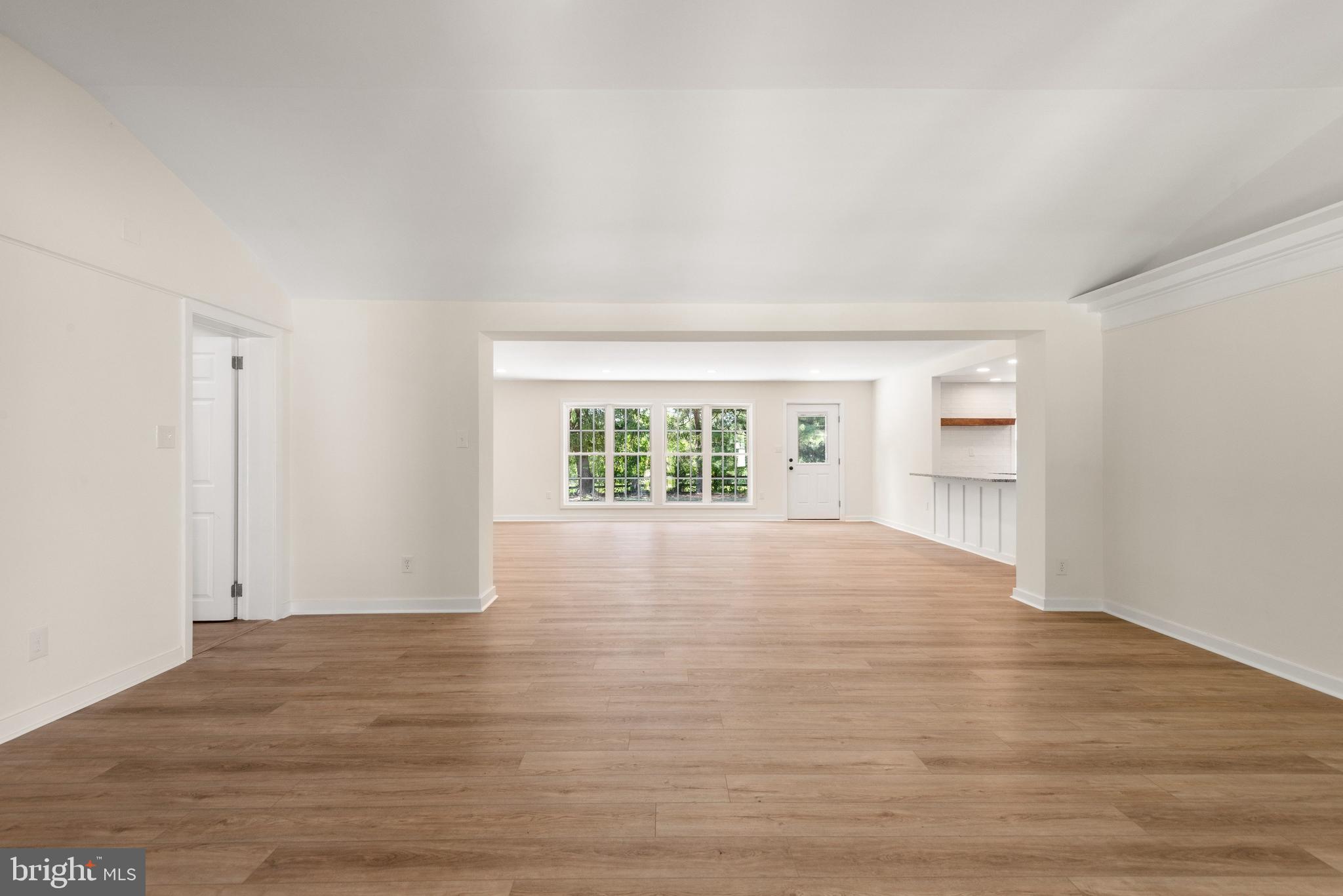 LANSDOWNE FARMS - Residential