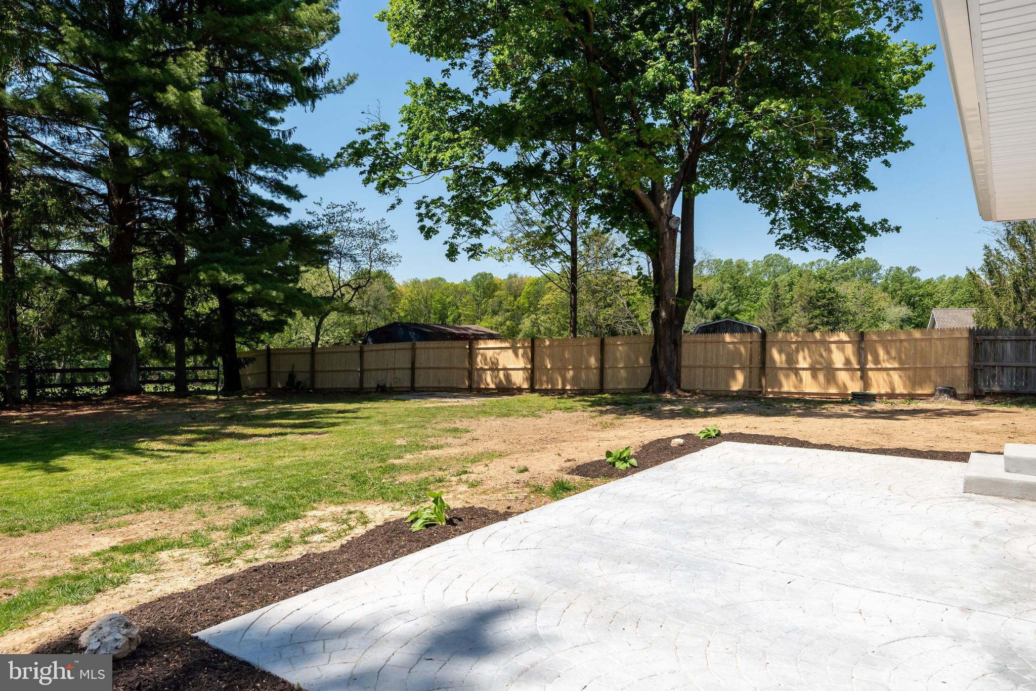 LANSDOWNE FARMS - Residential