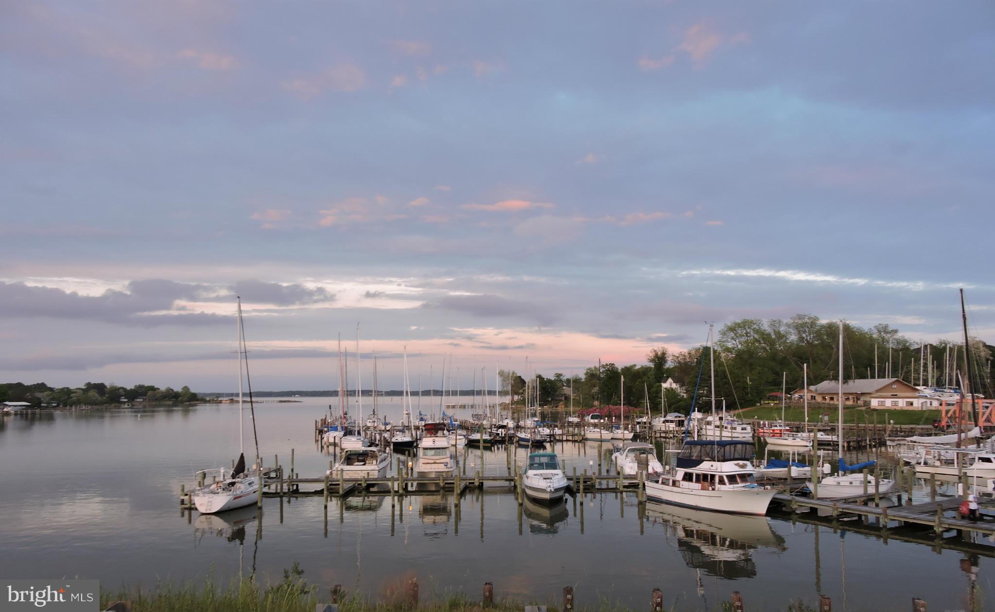 COBB ISLAND - Residential