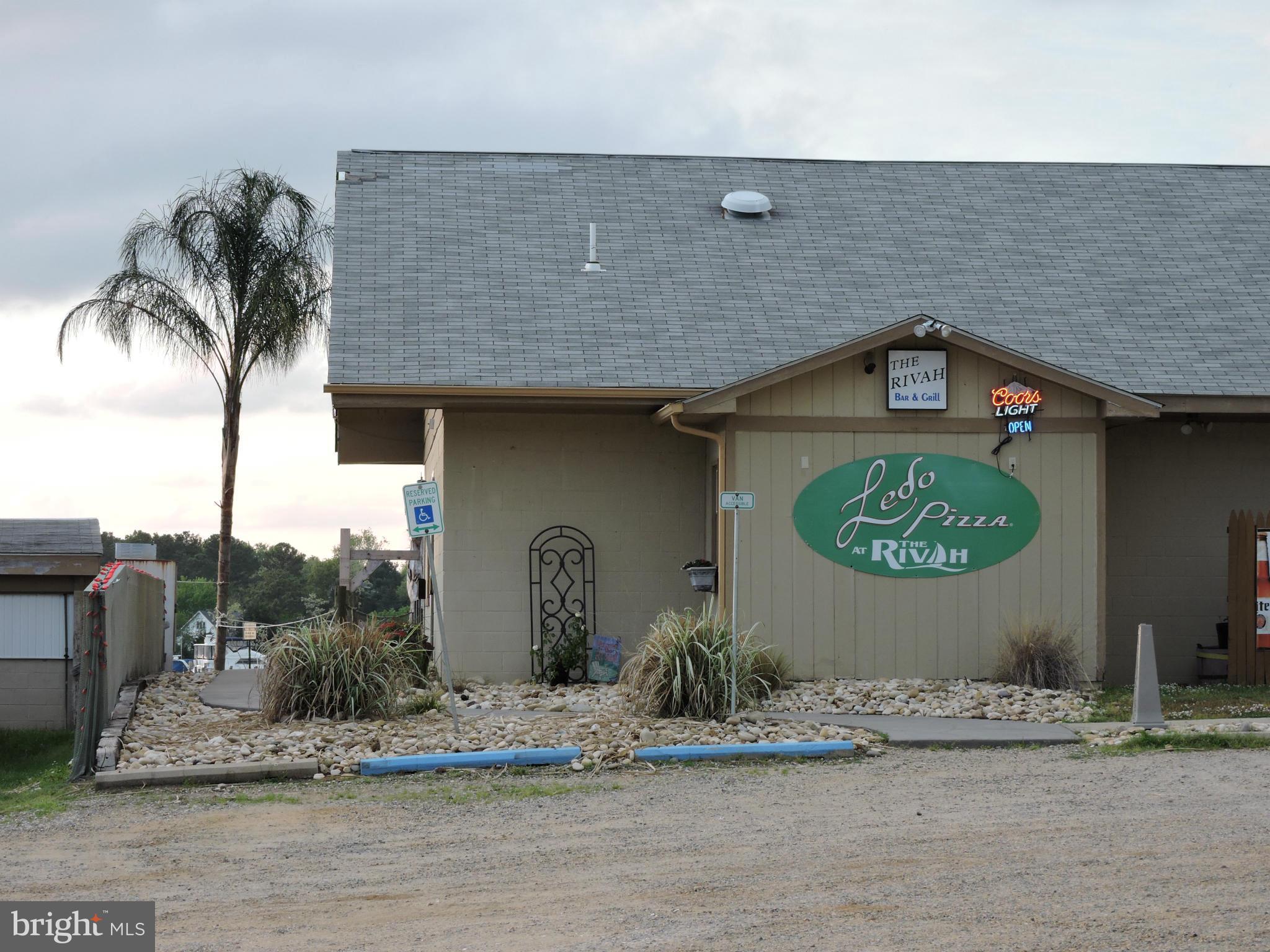 COBB ISLAND - Residential