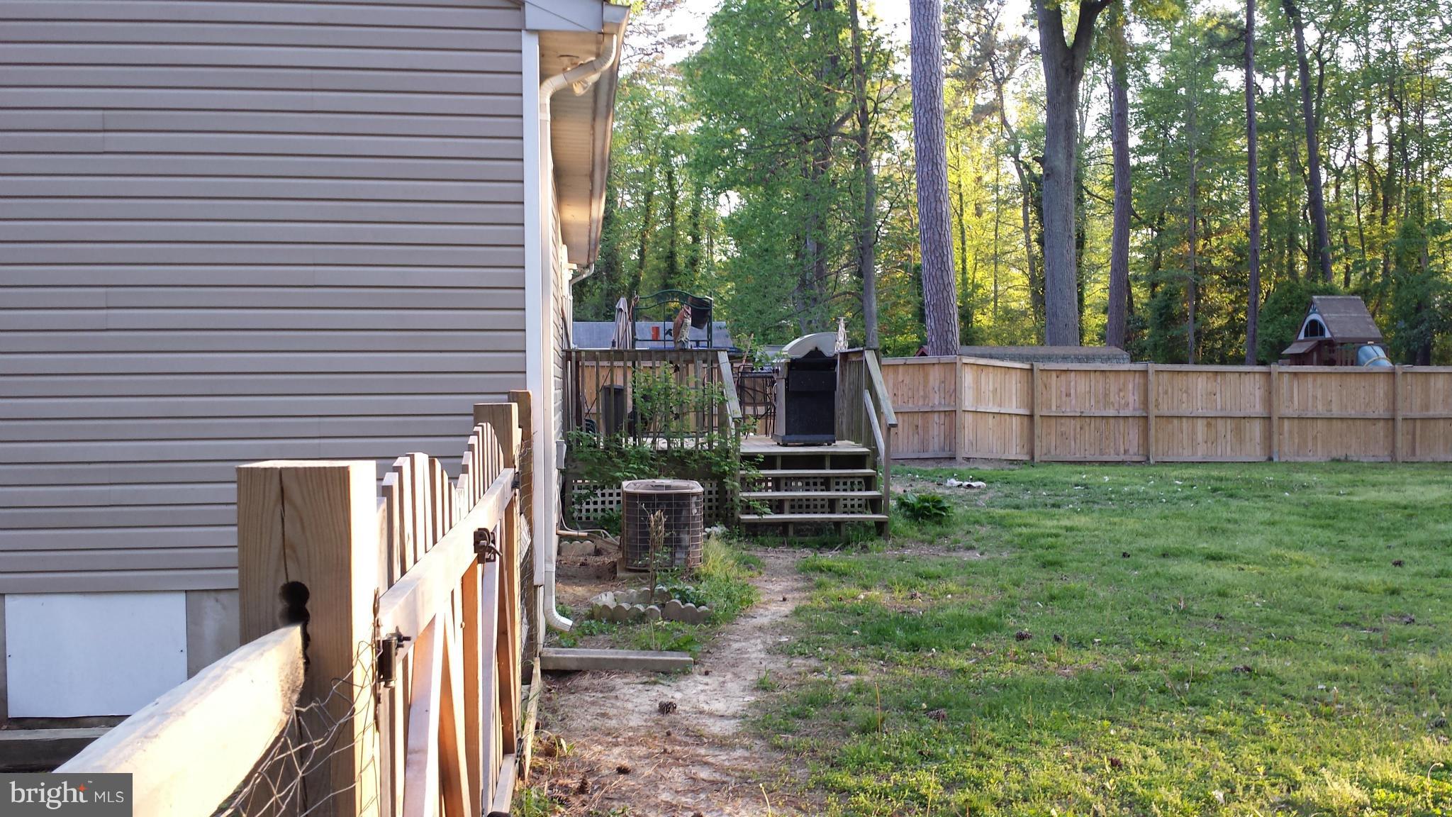 COBB ISLAND - Residential