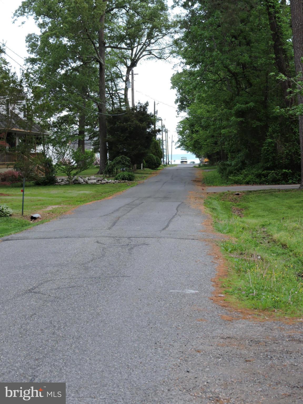 COBB ISLAND - Residential