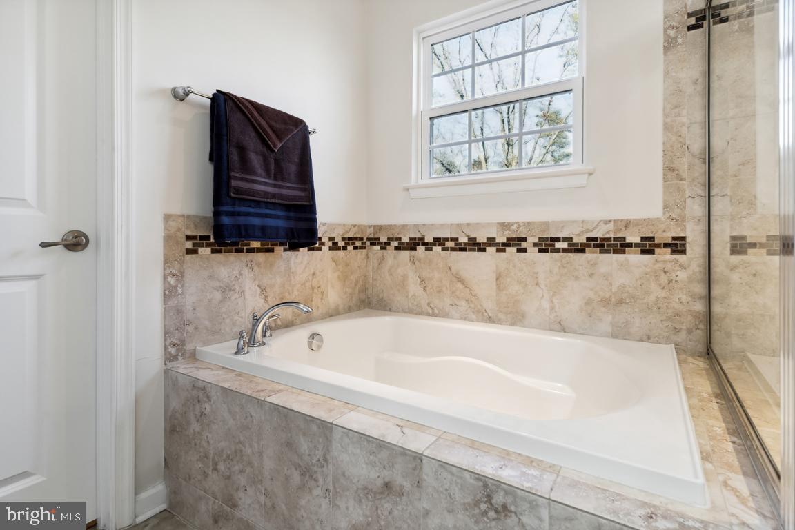 PINEY GROVE ESTATES - Residential