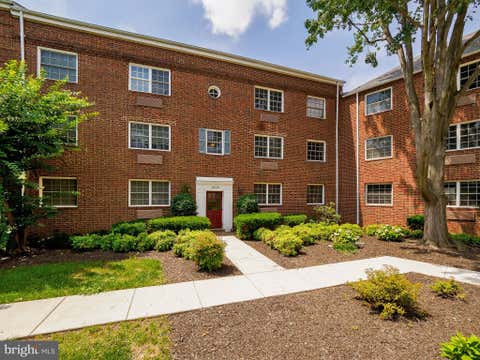 Condo For Sale - 1608 W Abingdon Drive #102<br/> ALEXANDRIA, VA 22314