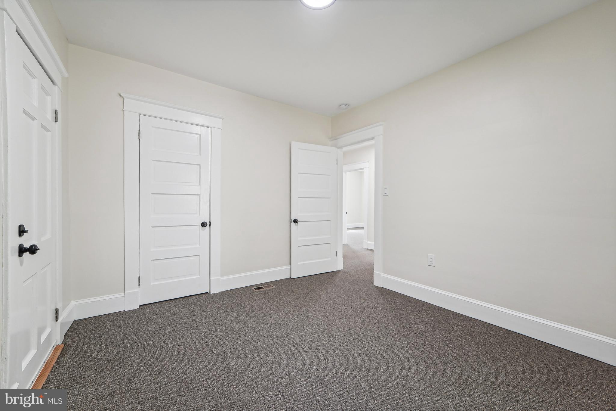 DORCHESTER - Residential