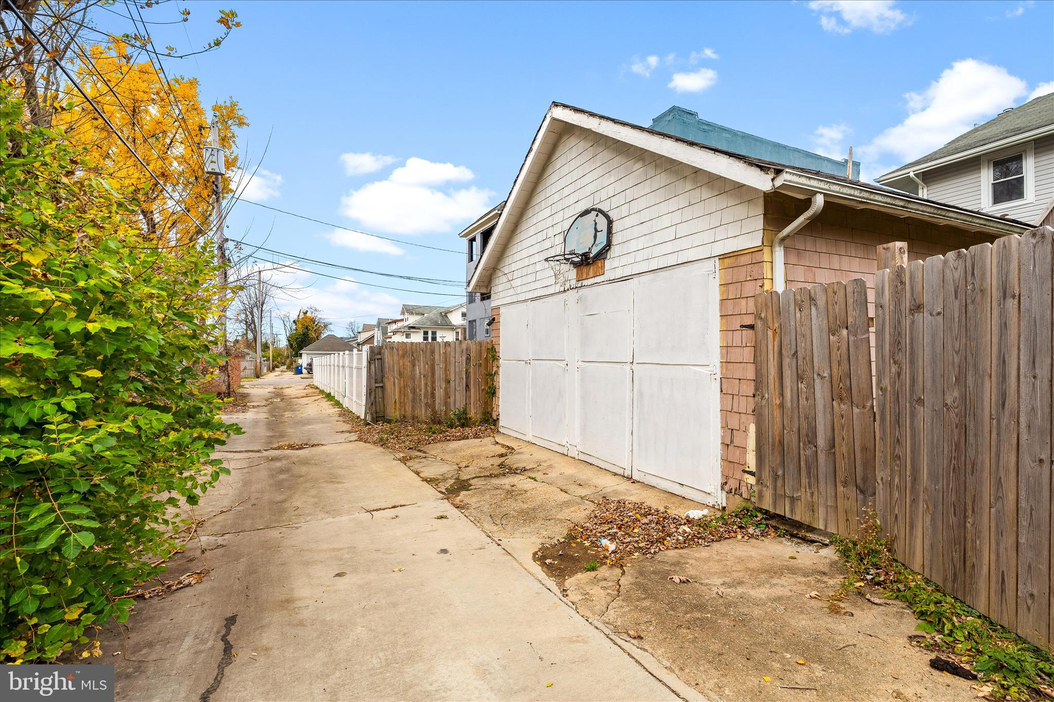 DORCHESTER - Residential