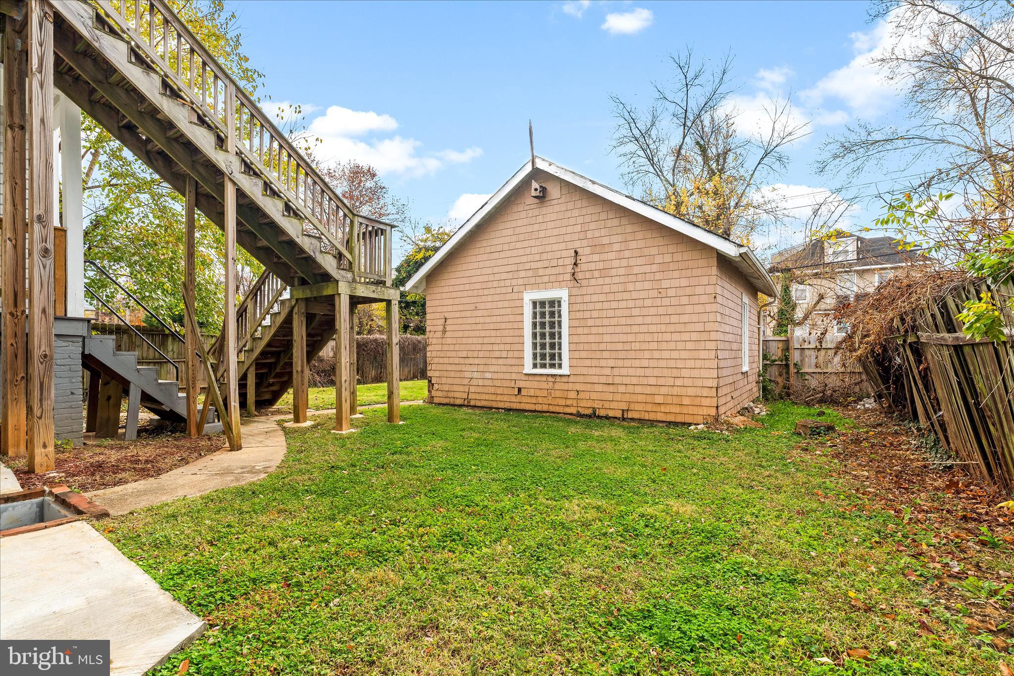 DORCHESTER - Residential