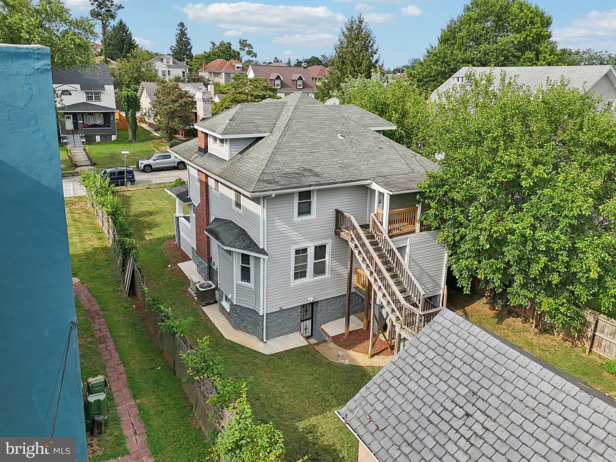 DORCHESTER - Residential