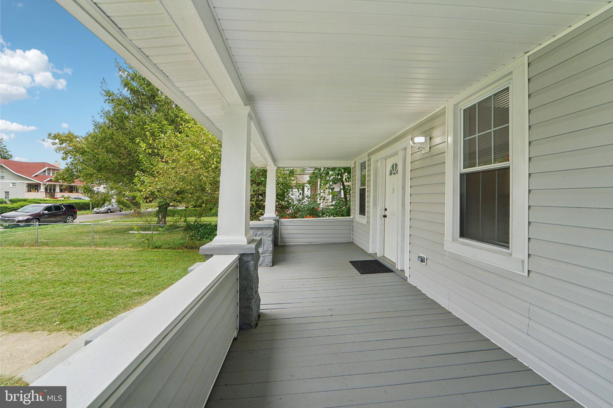 DORCHESTER - Residential