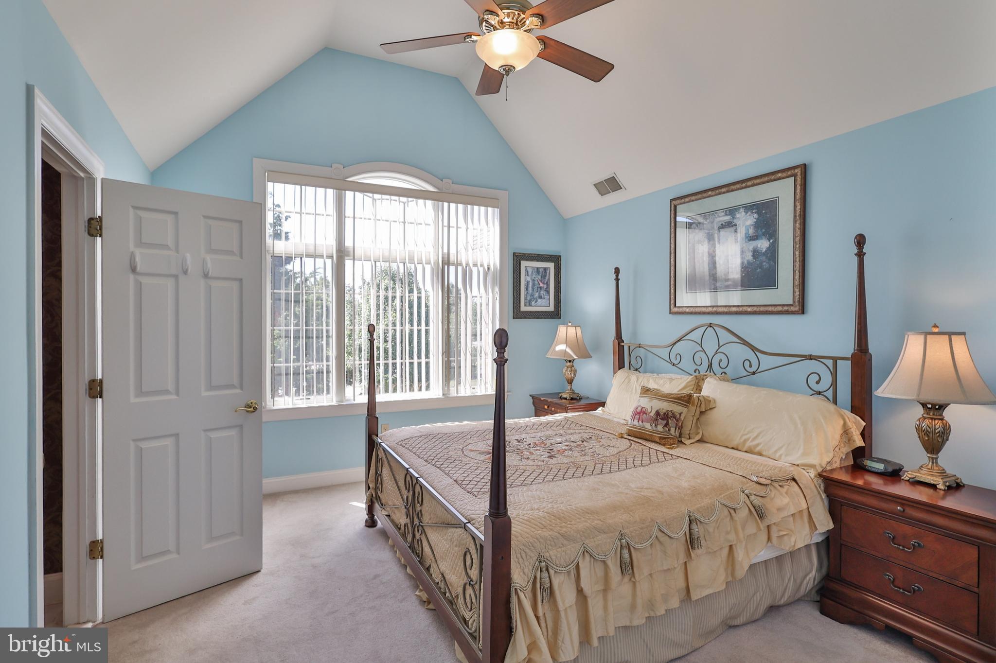 SPRINGWOOD HILLS - Residential