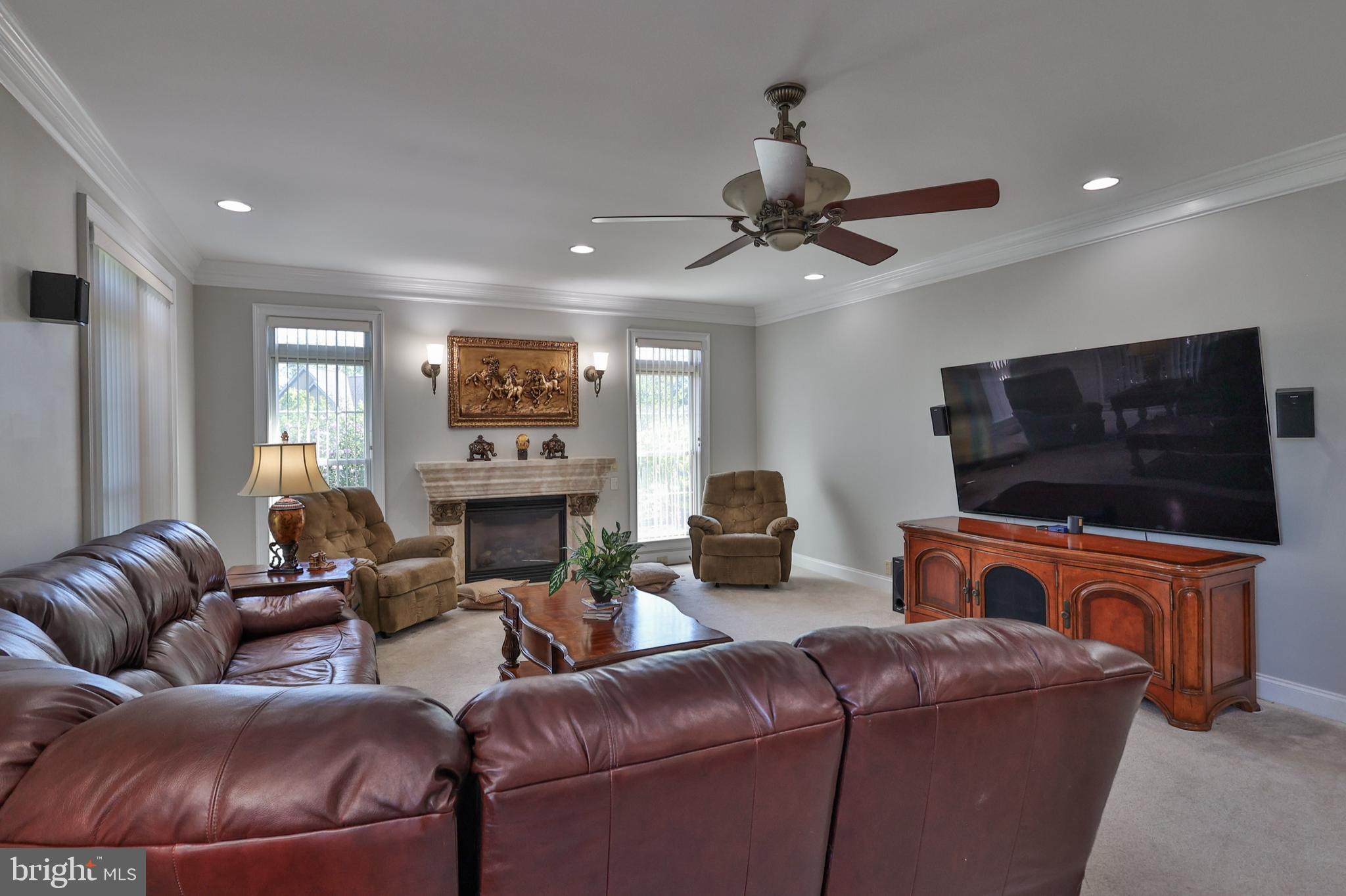 SPRINGWOOD HILLS - Residential