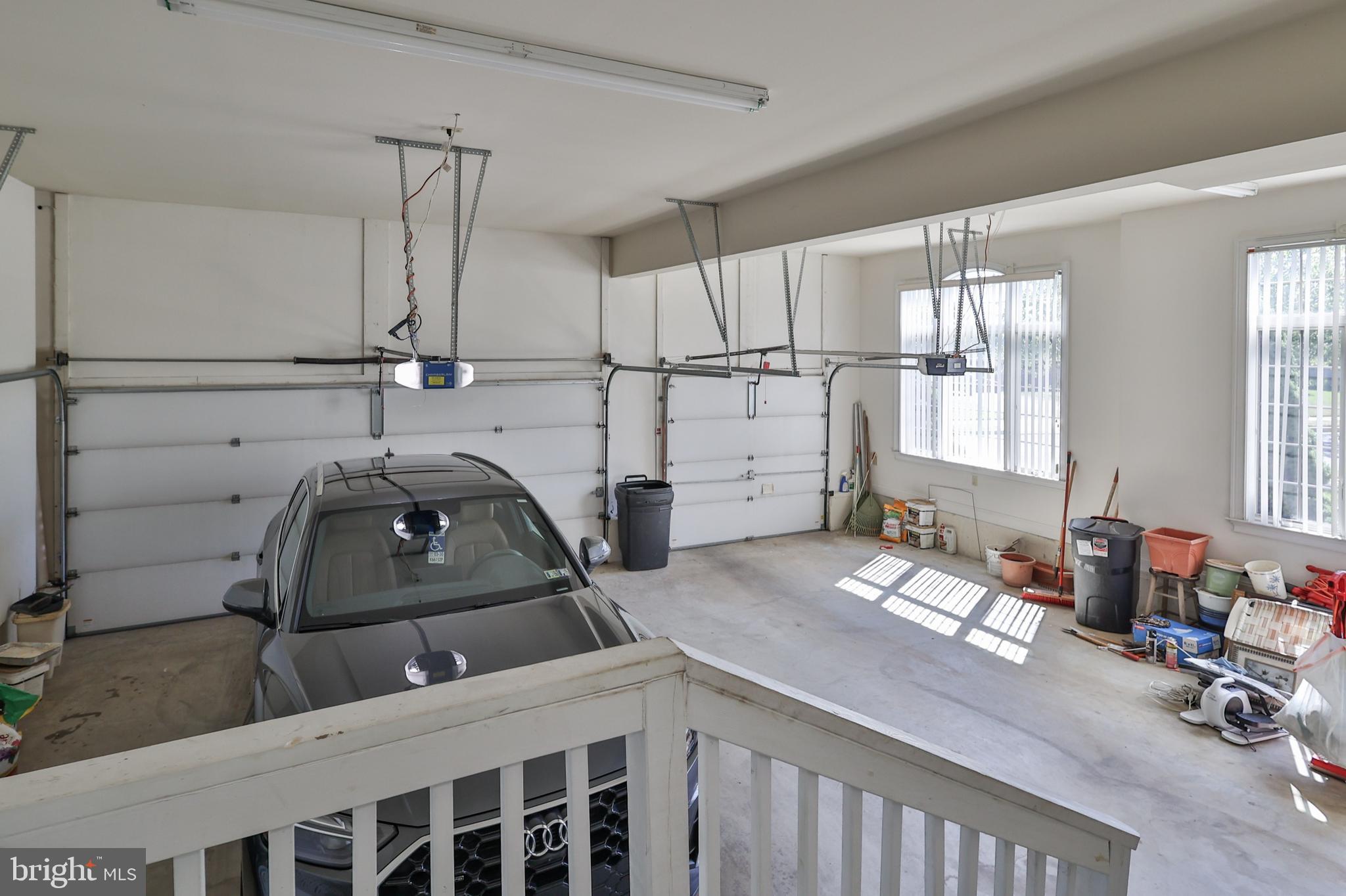 SPRINGWOOD HILLS - Residential