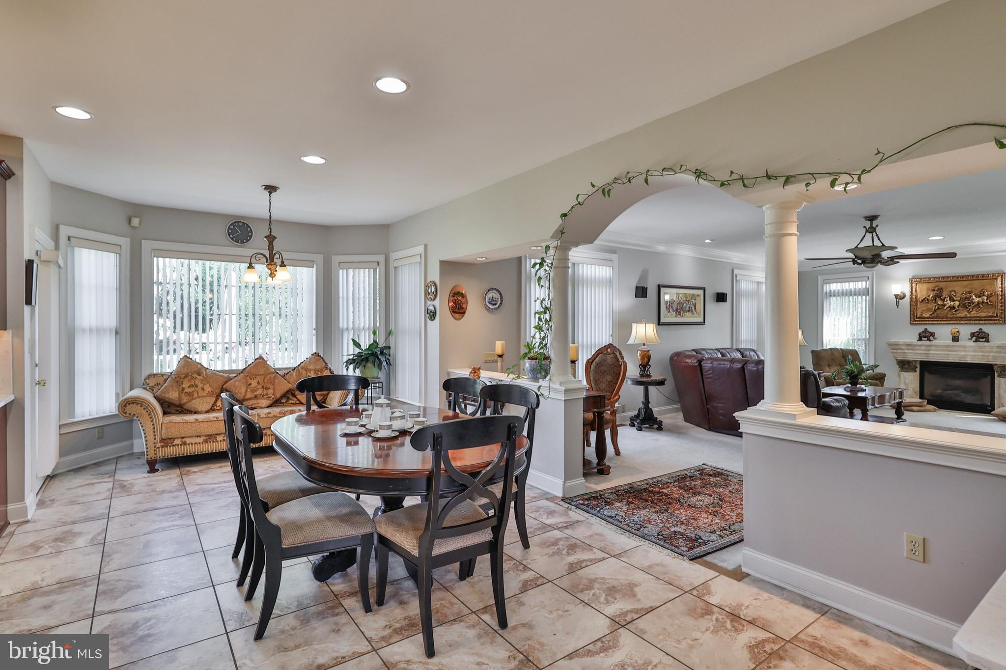 SPRINGWOOD HILLS - Residential