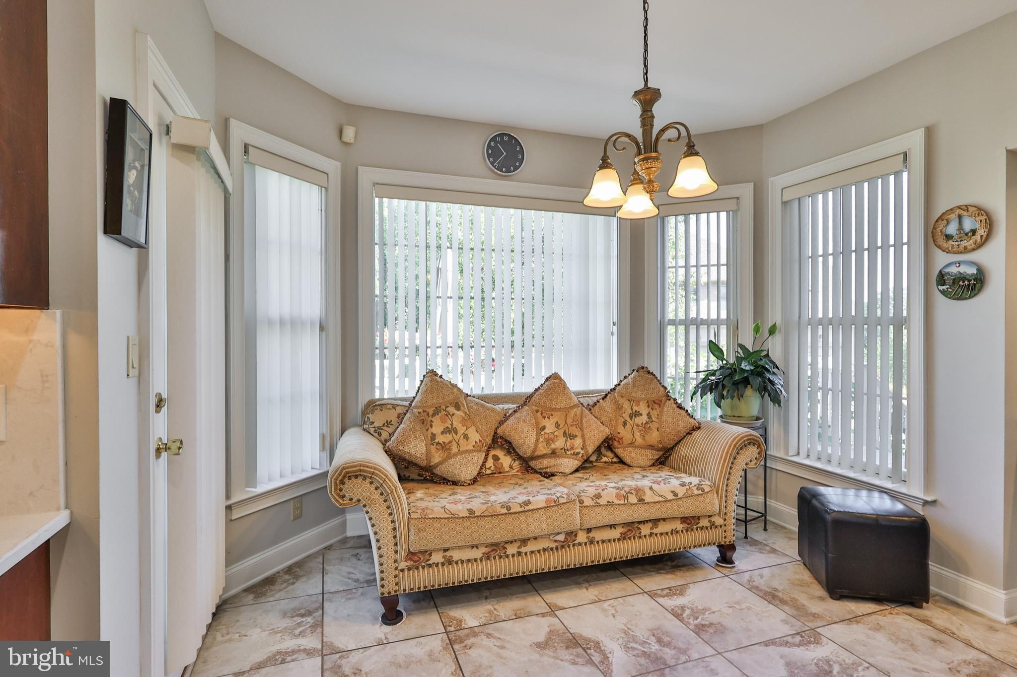 SPRINGWOOD HILLS - Residential