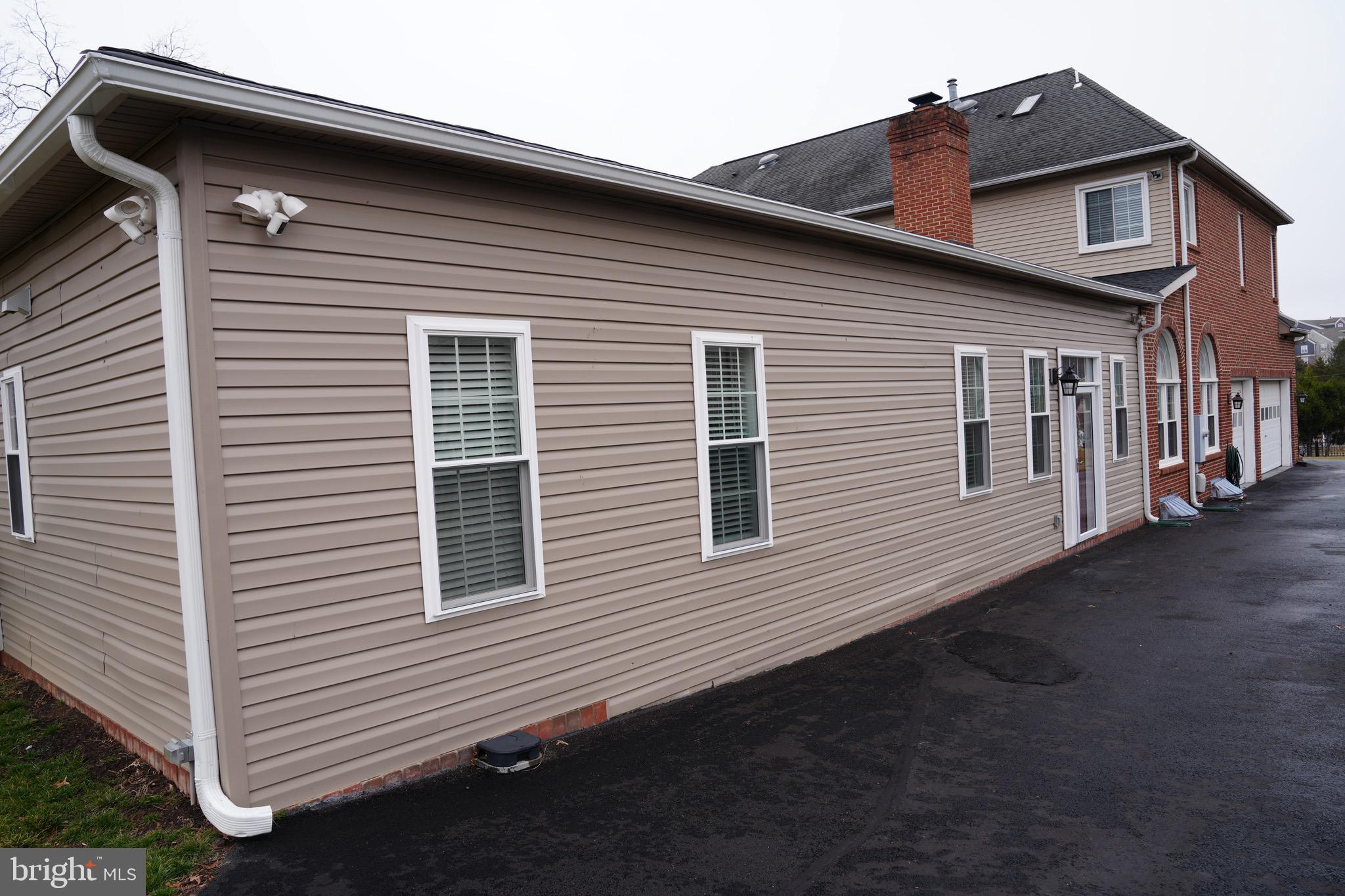 POTOMAC FARMS - Residential Lease