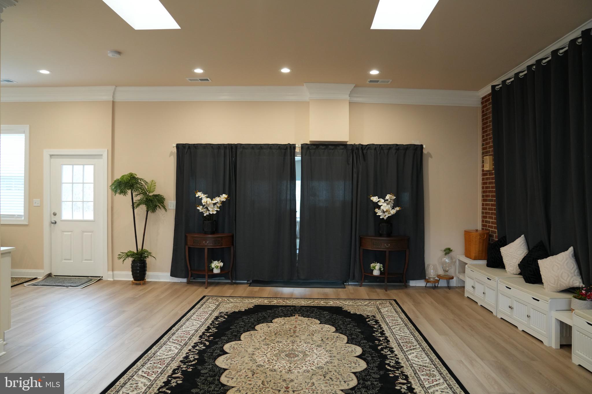 POTOMAC FARMS - Residential Lease