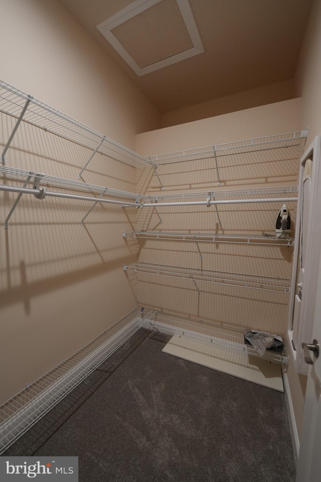 POTOMAC FARMS - Residential Lease