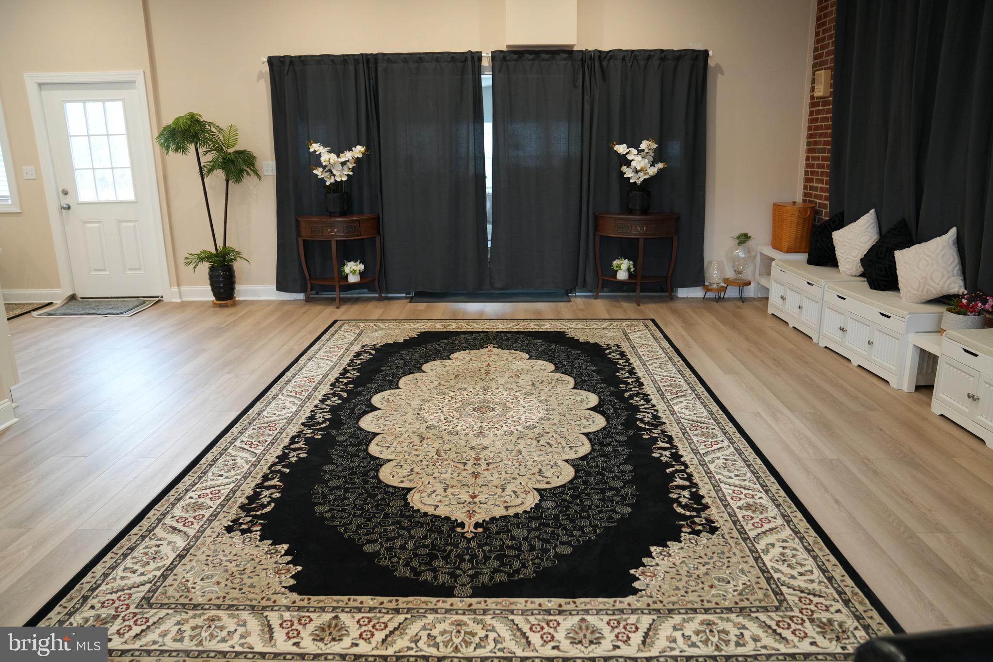 POTOMAC FARMS - Residential Lease