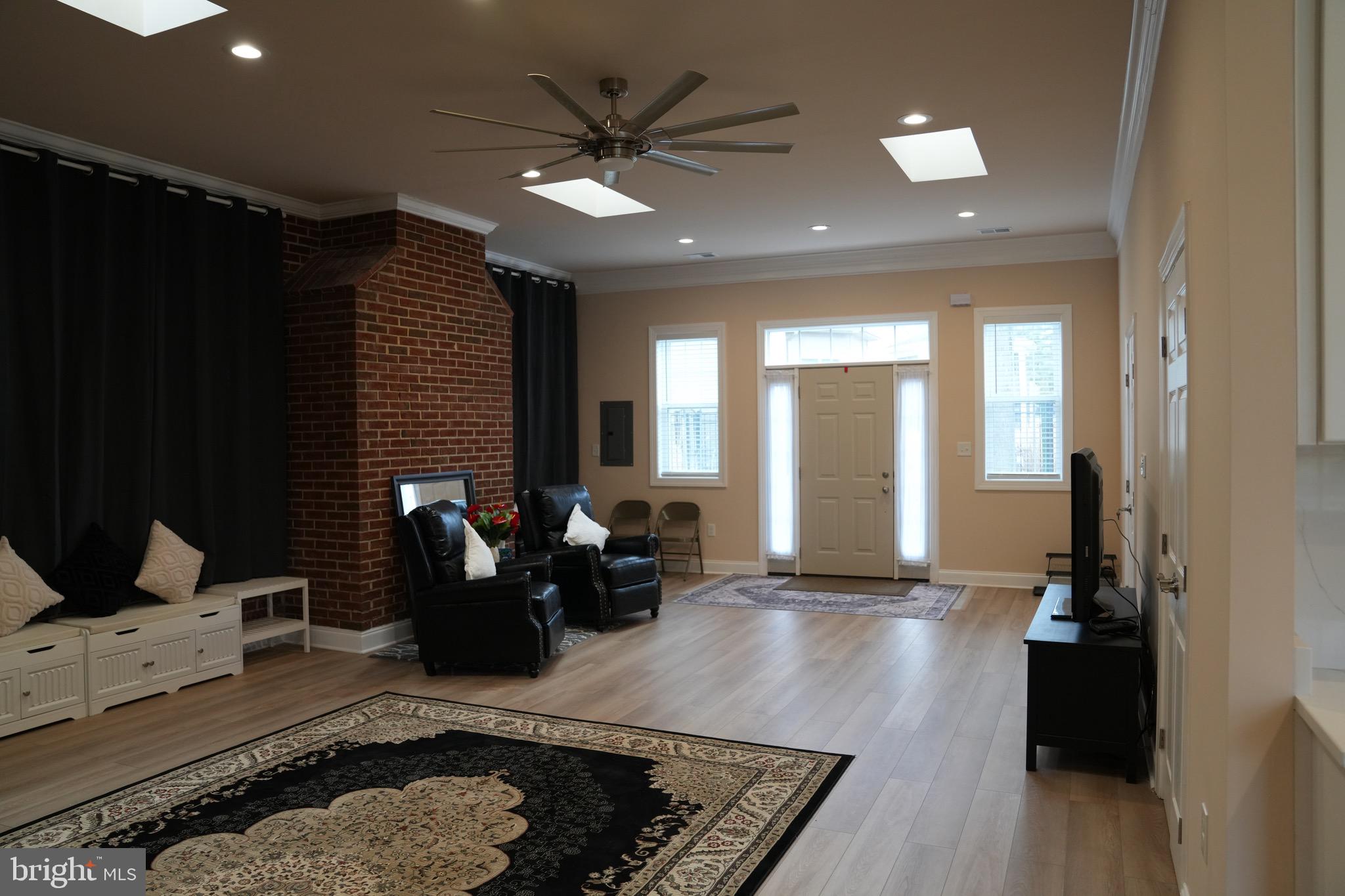 POTOMAC FARMS - Residential Lease