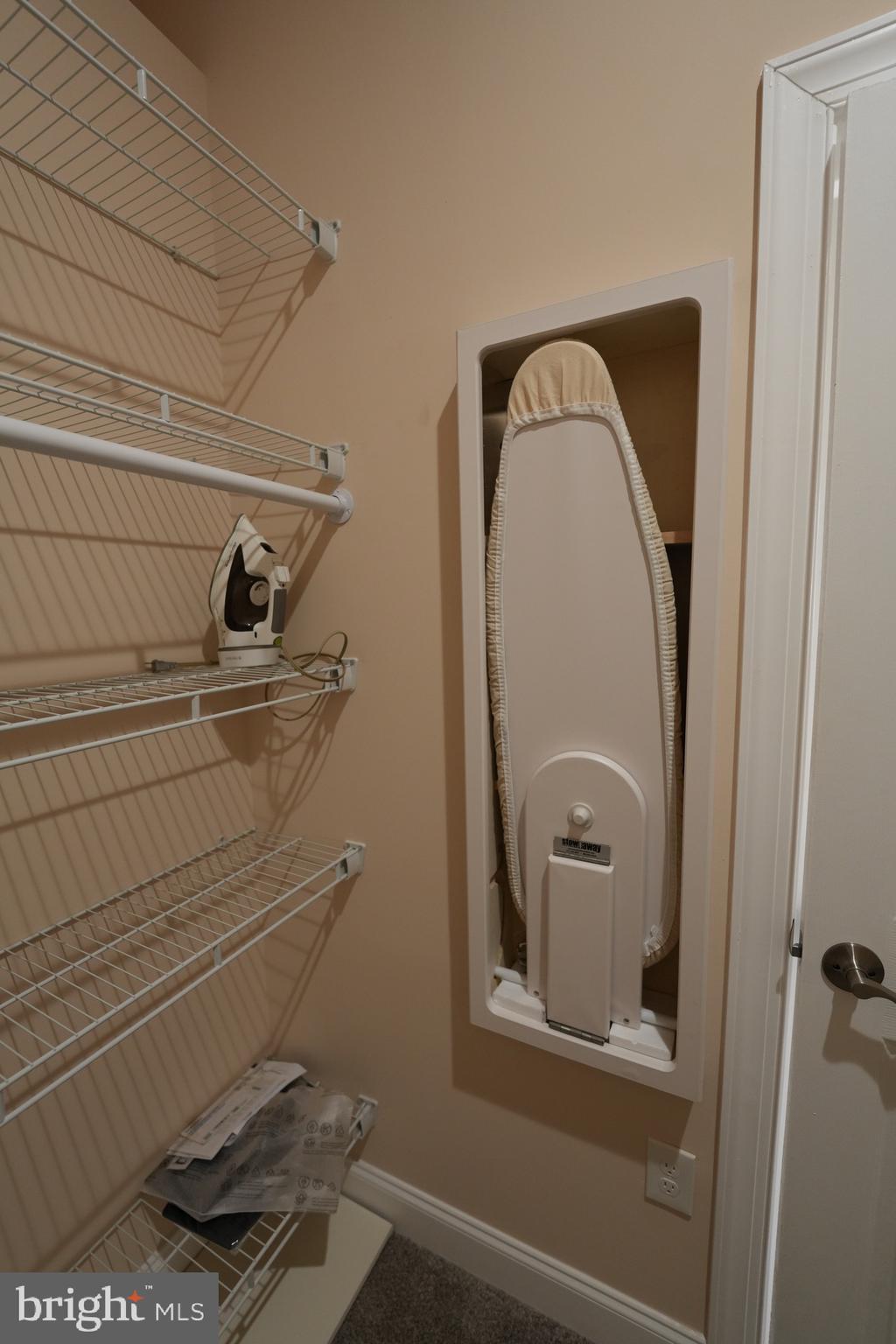 POTOMAC FARMS - Residential Lease