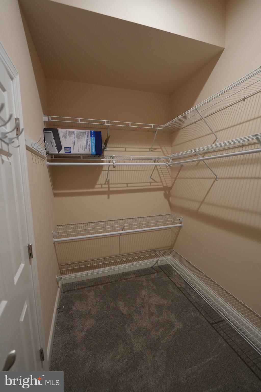 POTOMAC FARMS - Residential Lease