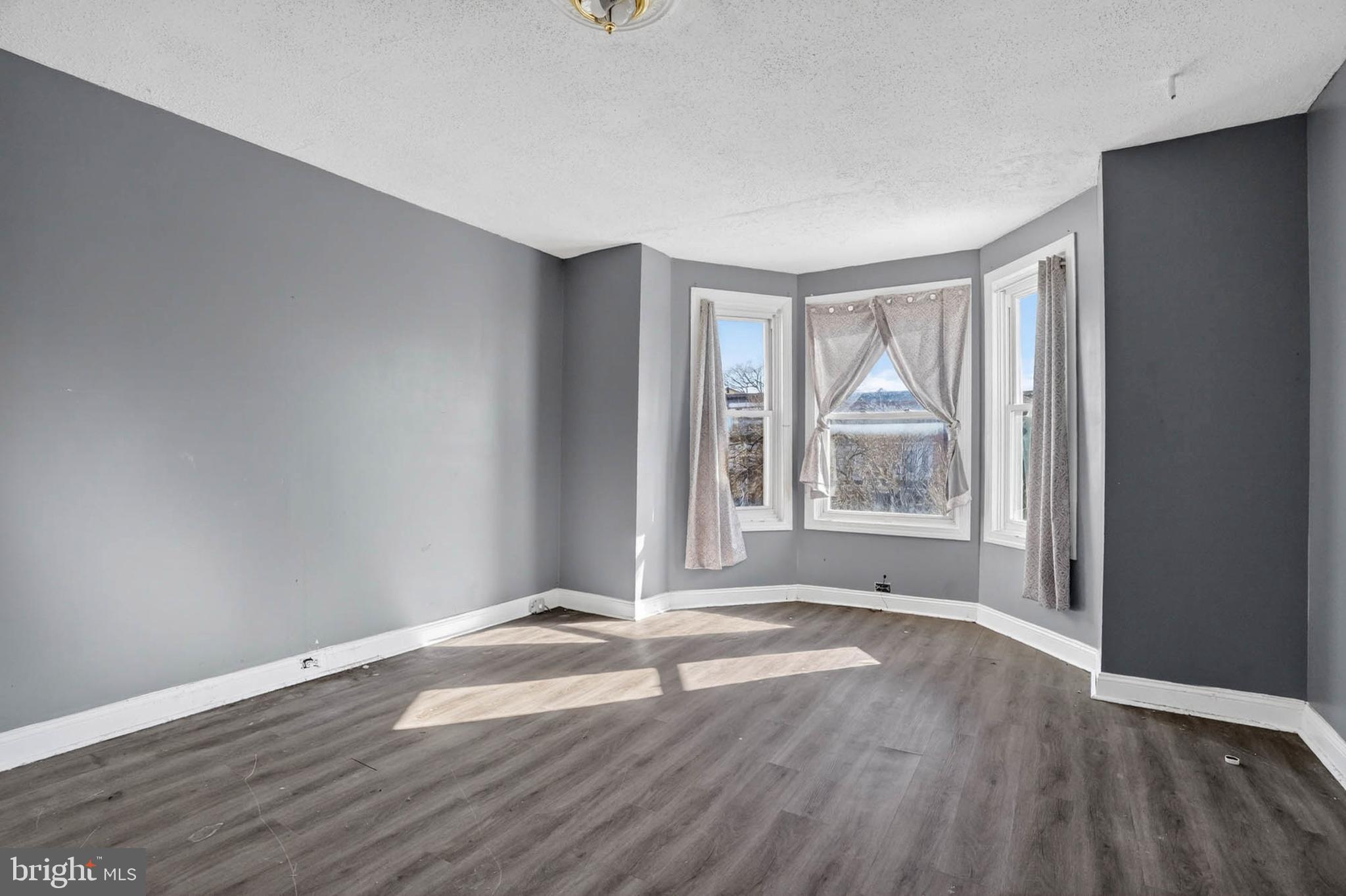 WOODBROOK - Residential